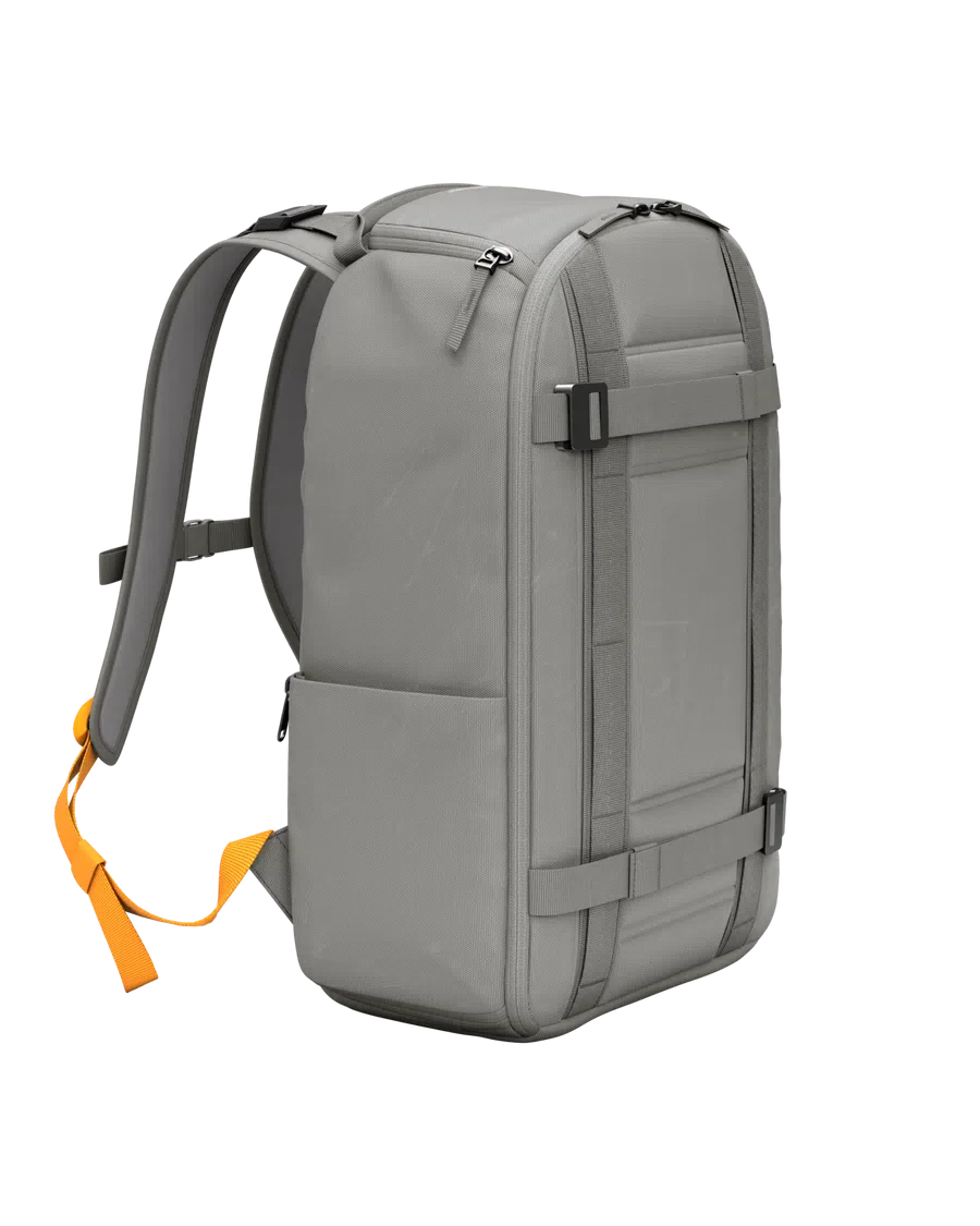 DB Journey Ramverk Backpack 26L - Sand Grey - Image 2