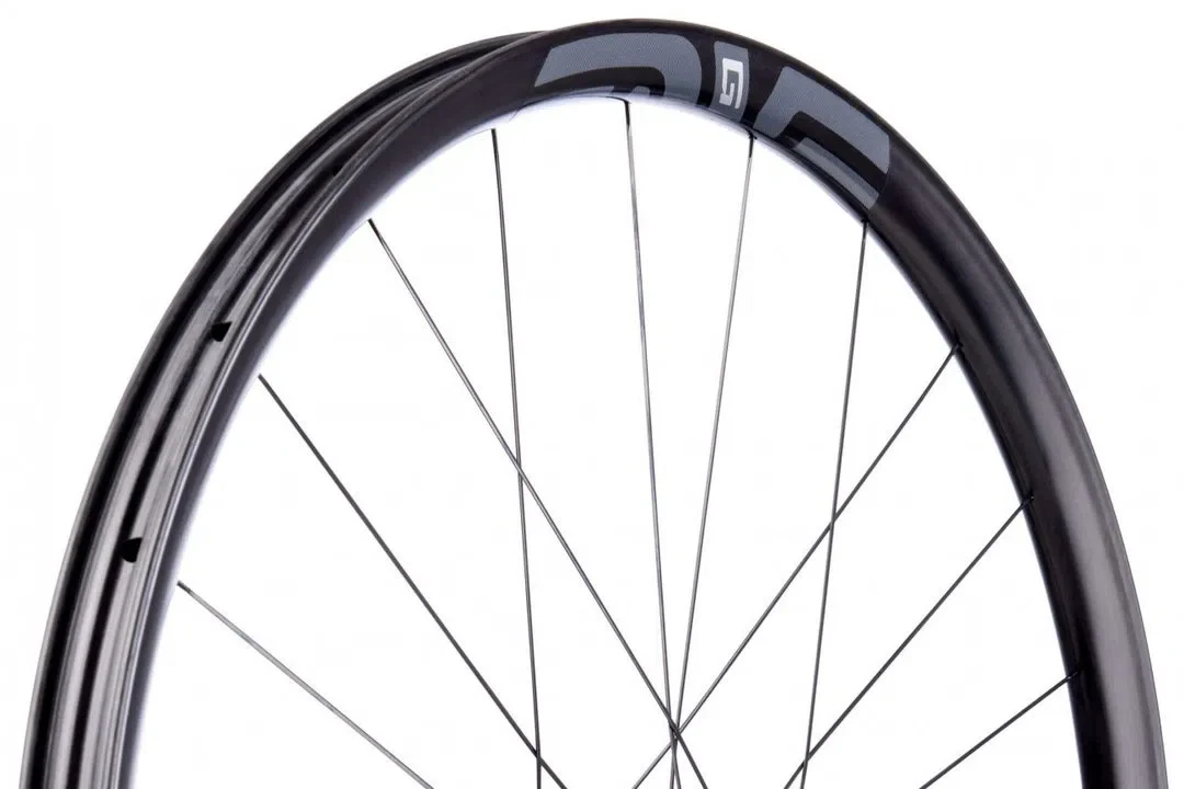ENVE  G27 650B DISC CLINCHER ENVE Wheelset - Carbon Black - Image 5