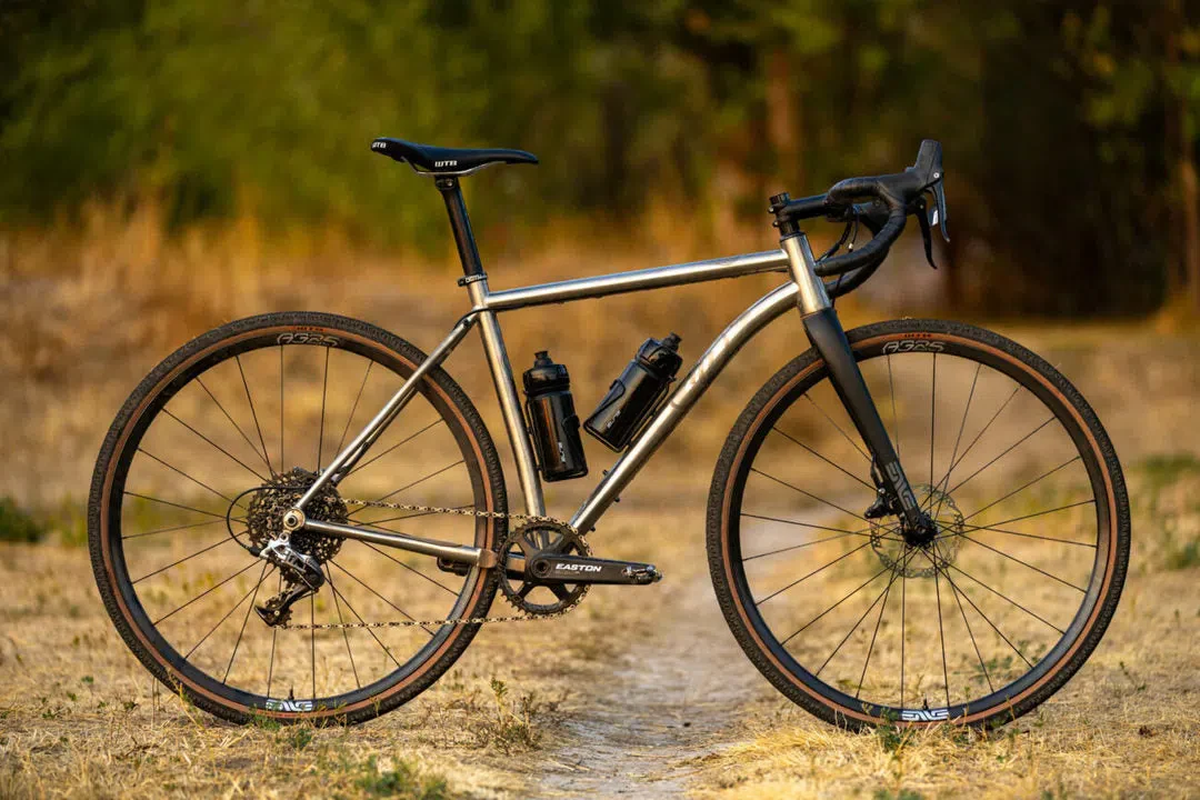 ENVE Wheelset AG25 - Carbon Black - Image 5