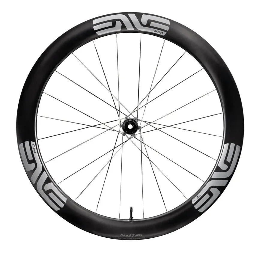 ENVE Wheelset SES 4.5 PRO - Carbon Black Silver Logo - Image 5