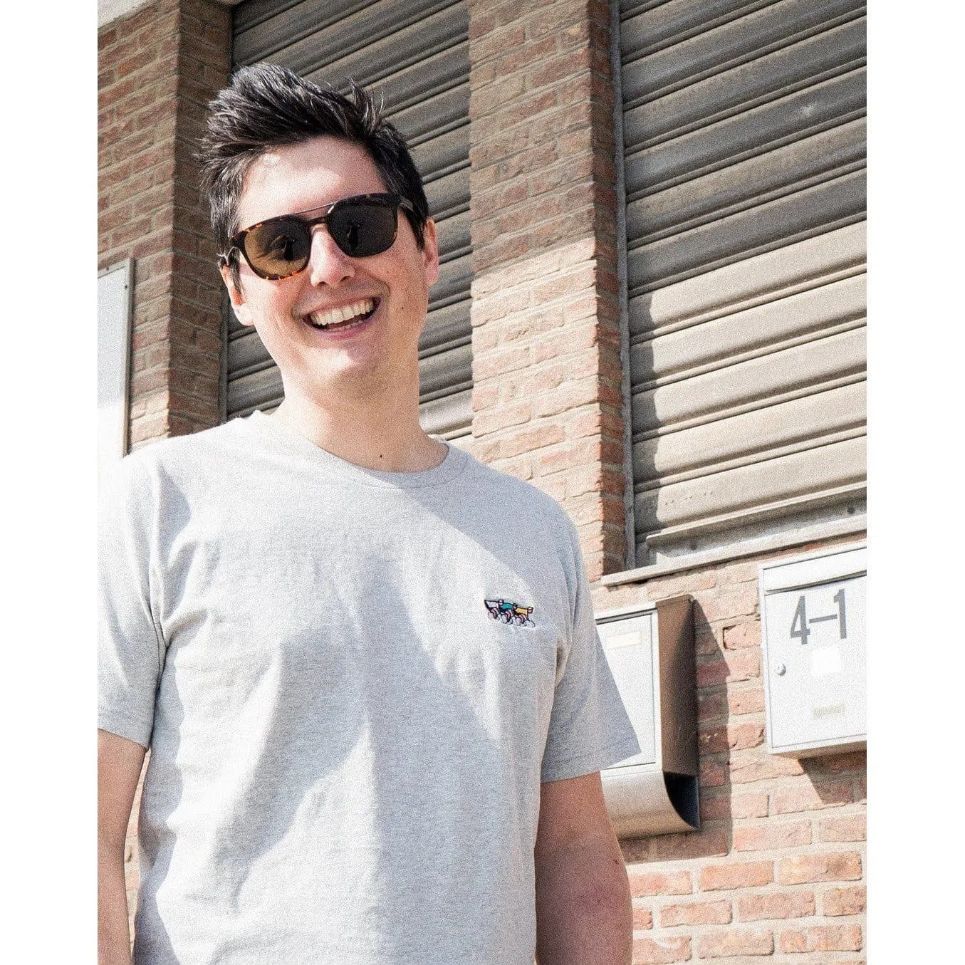 ERSTWHILE Tshirt Waaier TDF - Light Grey - Image 3