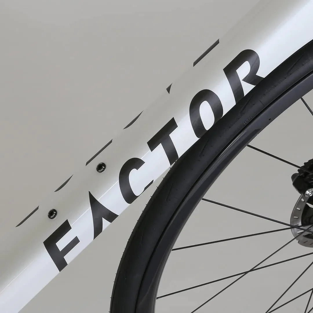 FACTOR O2 FRAME/FORK PEARL - Carbon - Image 3