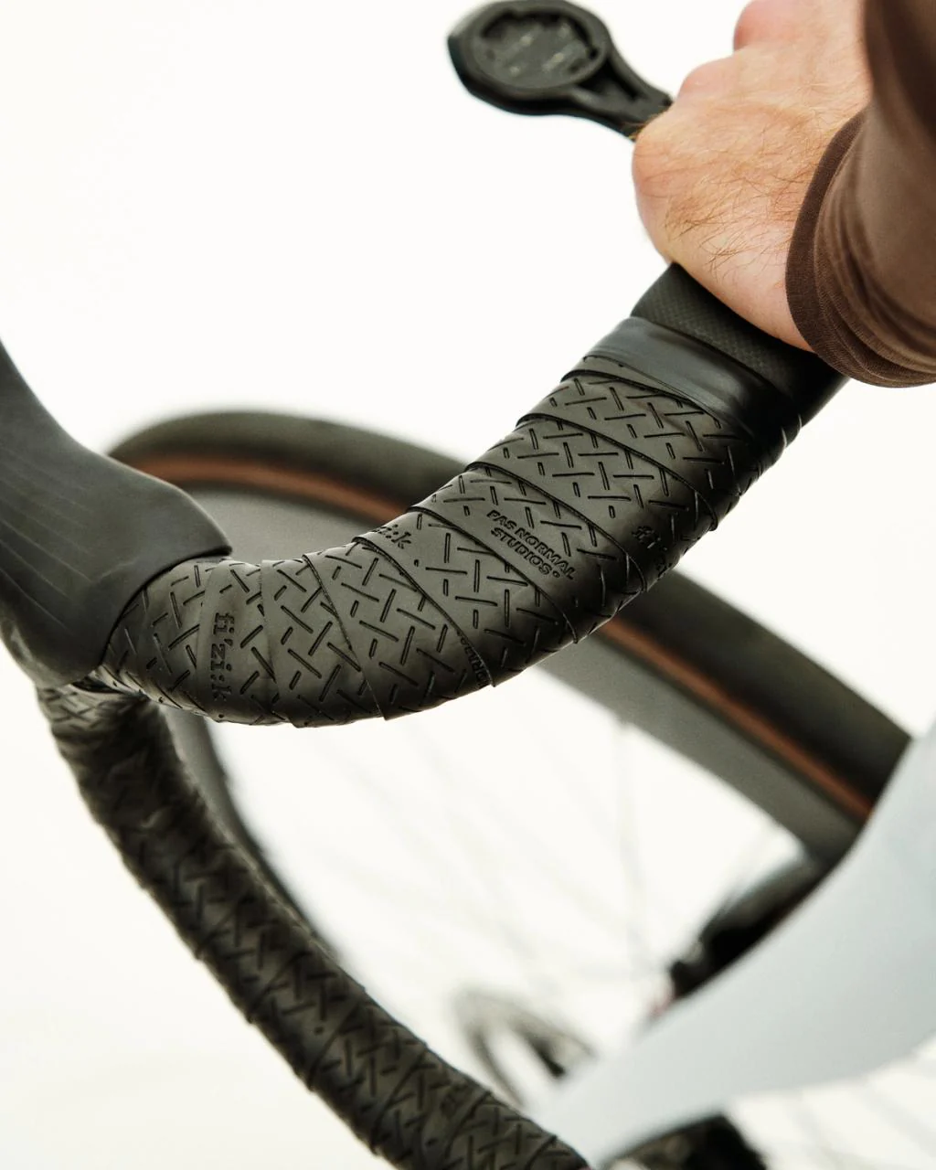 FIZIK x PAS NORMAL STUDIOS Handlebar Tape - Black - Image 2
