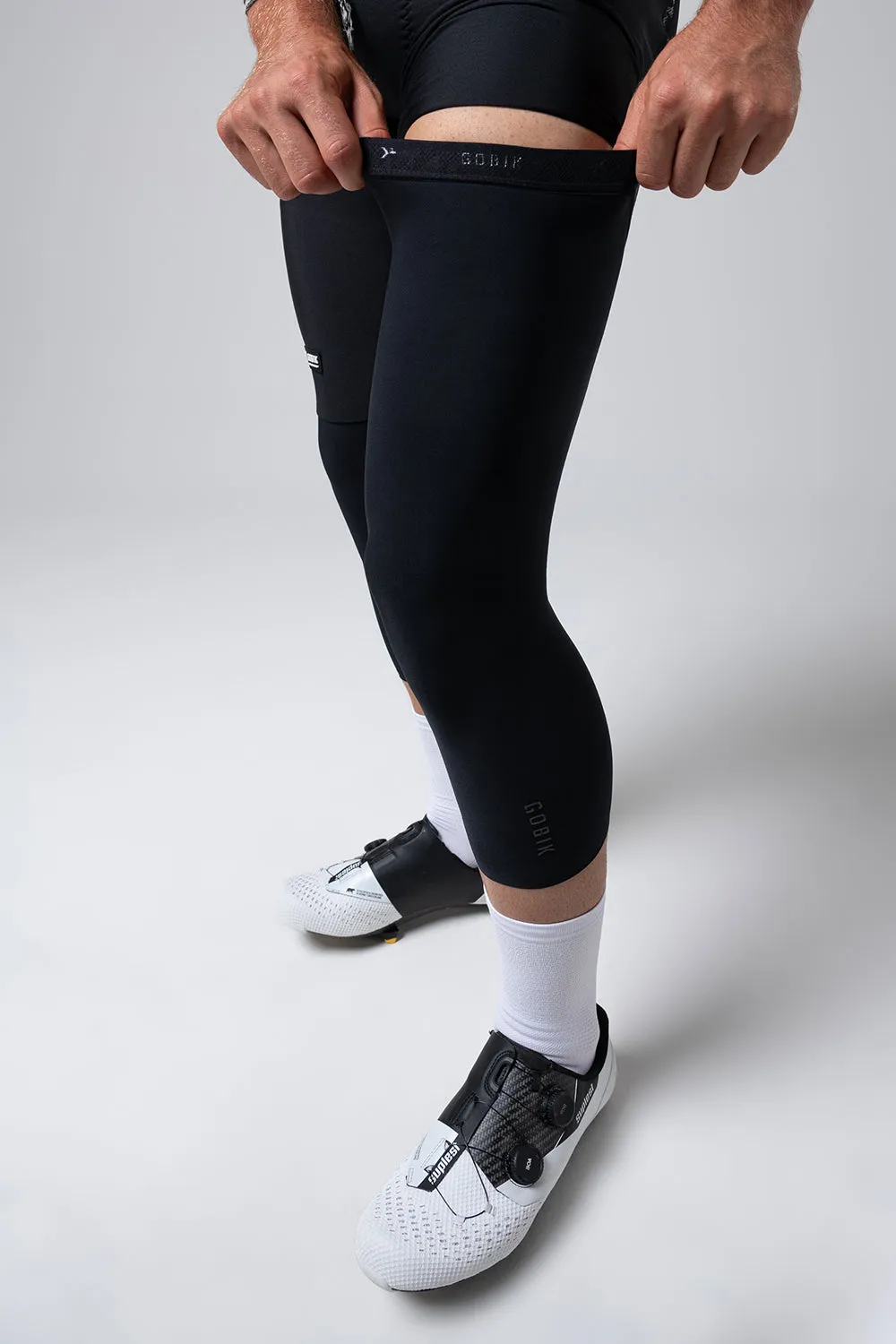 GOBIK Haru 2.0 Knee Warmers - Pitch Black - Image 3