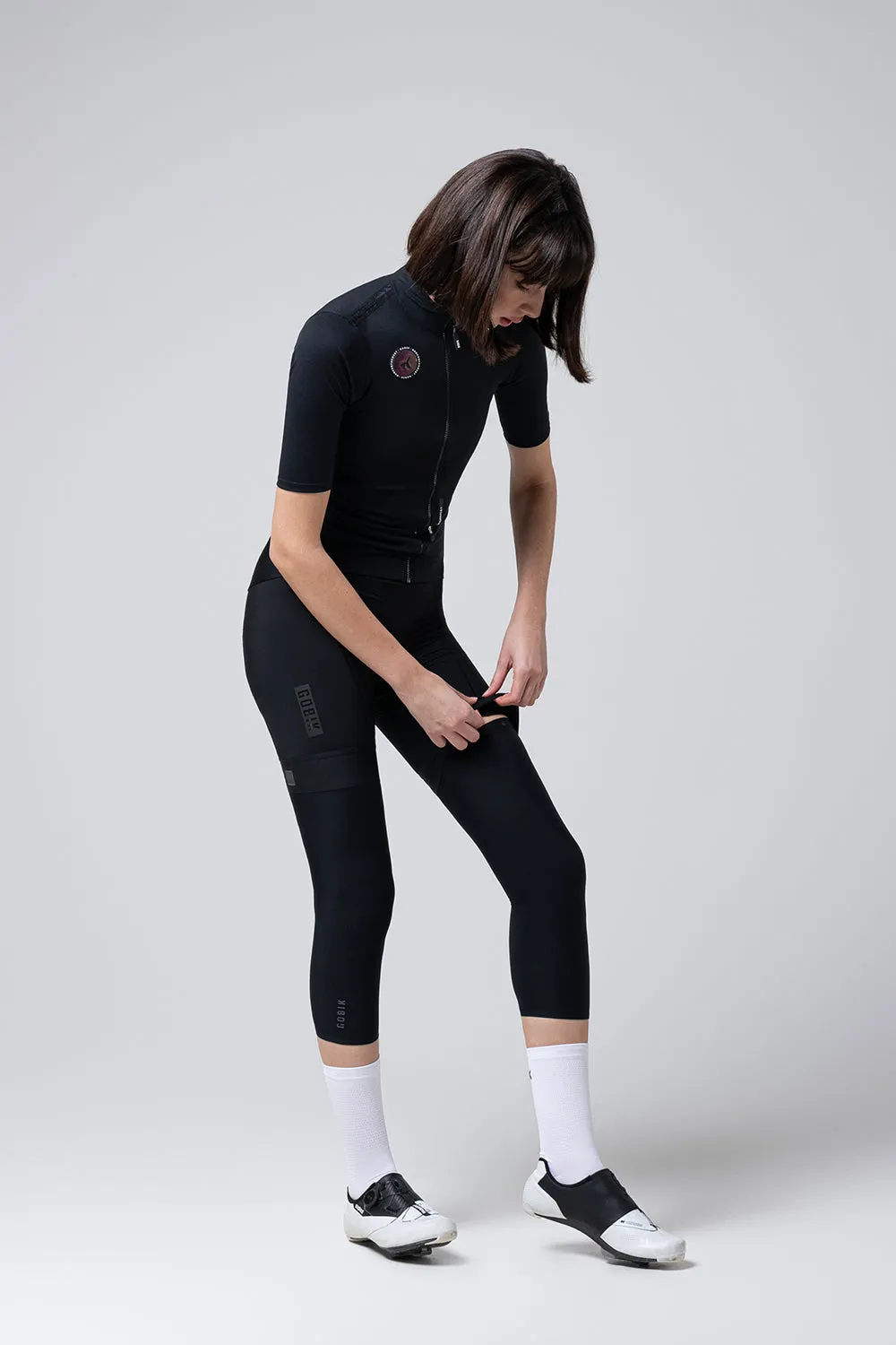 GOBIK Haru 2.0 Knee Warmers - Pitch Black - Image 6