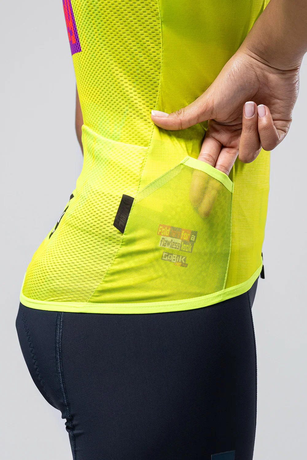 GOBIK Plus 2.0 Women Gilet - Liquid Lime - Image 3