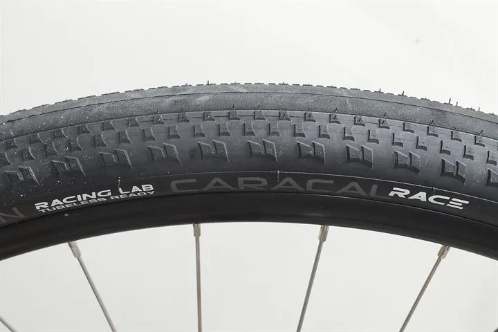 HUTCHINSON CARACAL 700X45 HARDSKIN TLR Gravel Tyre - NEGRO - Image 2