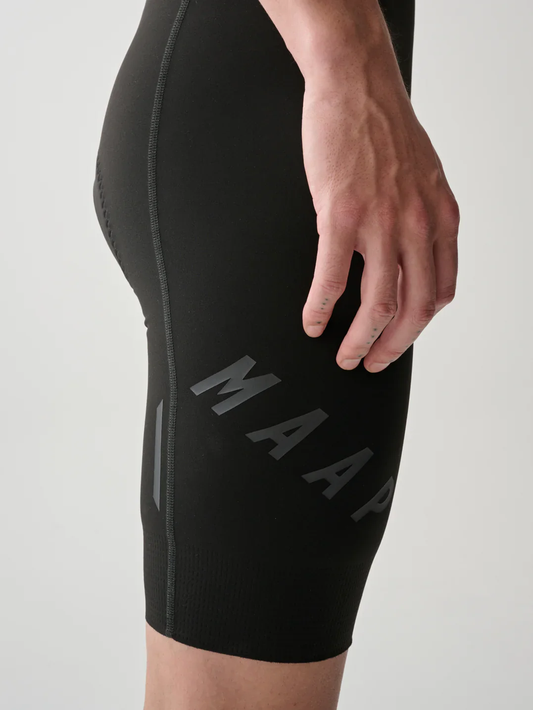 MAAP Aeon Bib Shorts - Black/Black - Image 3