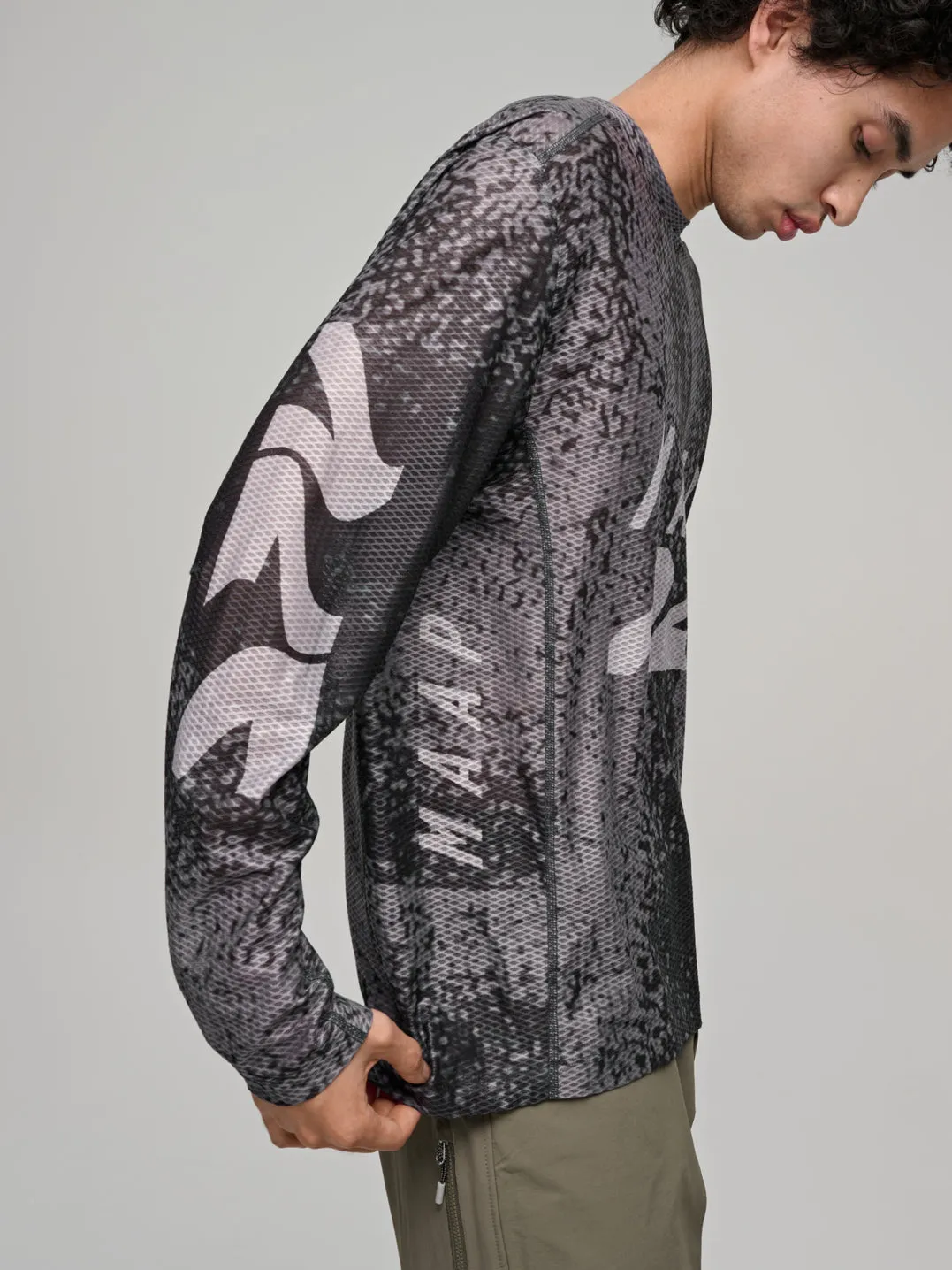MAAP Alt Road Mesh LS Tee - Silver/Black - Image 4