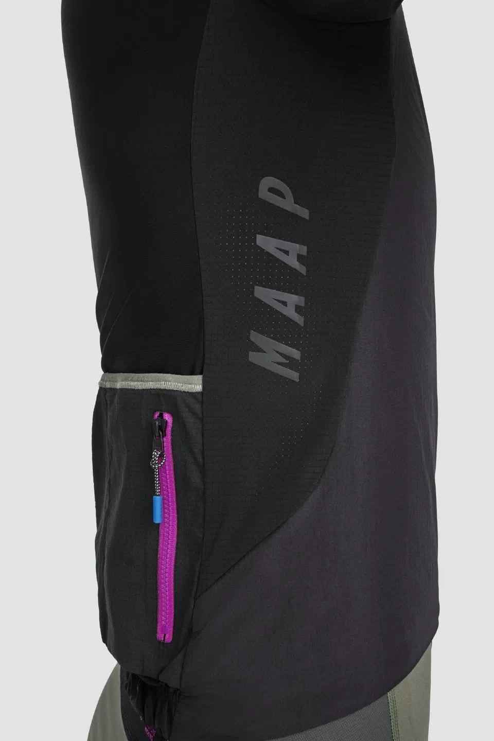 MAAP Alt Road Thermal Vest - Black - Image 4