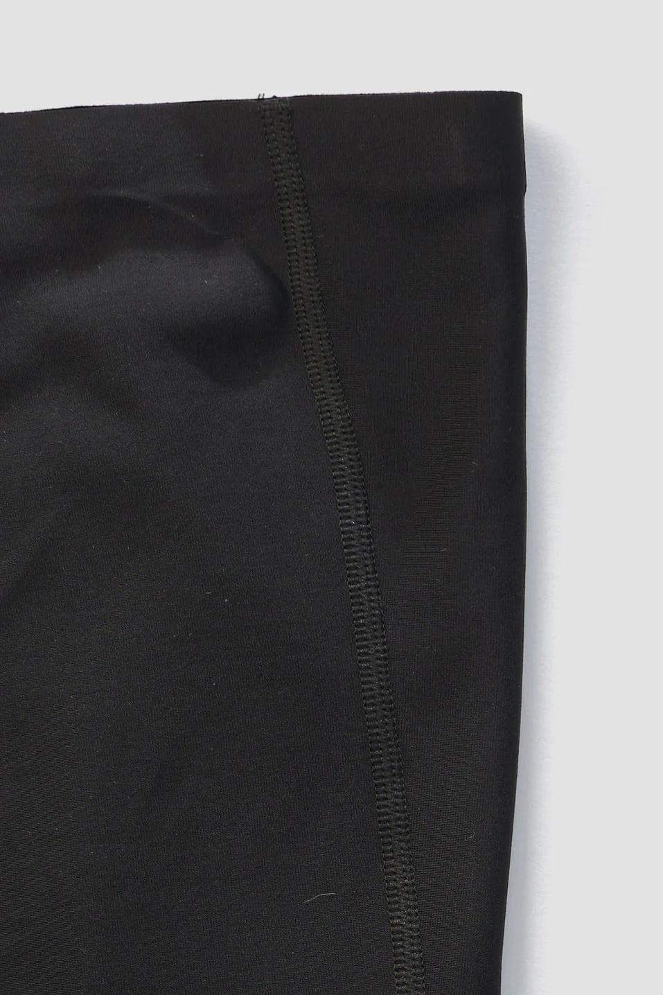 MAAP Knee Warmers - Black - Image 2