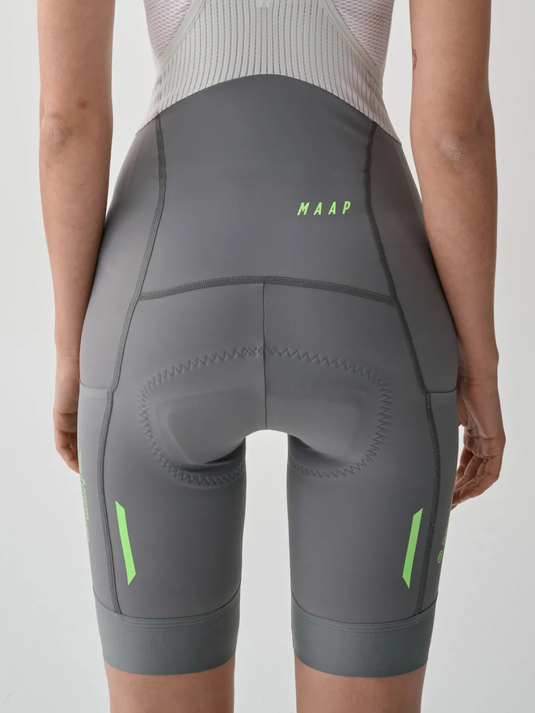 MAAP Blur Team Bib Evo Cargo Women Bib Shorts - Shadow - Image 5