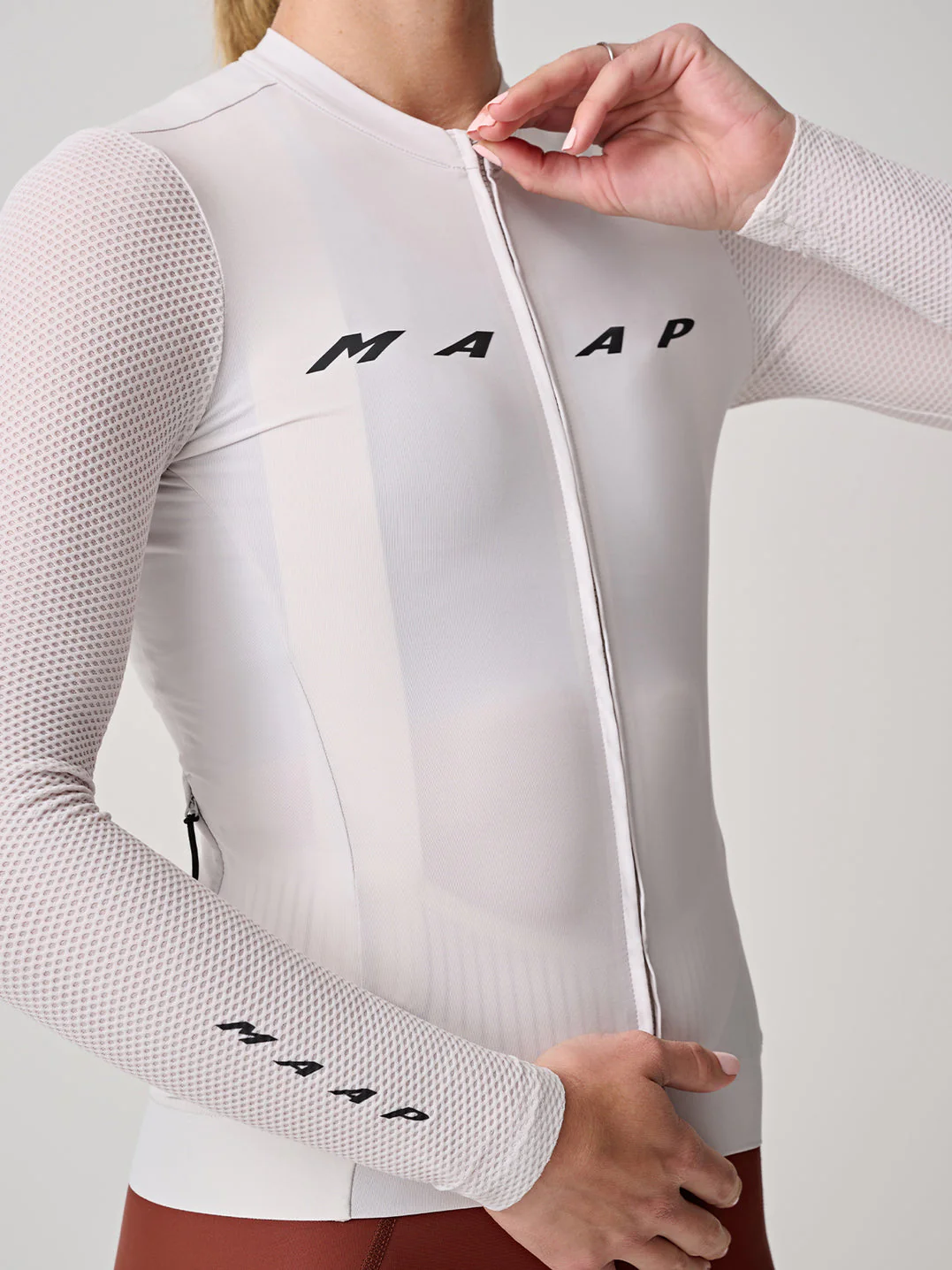 MAAP Evade Pro Base LS Women Jersey 2.0 - Antarctica - Image 4