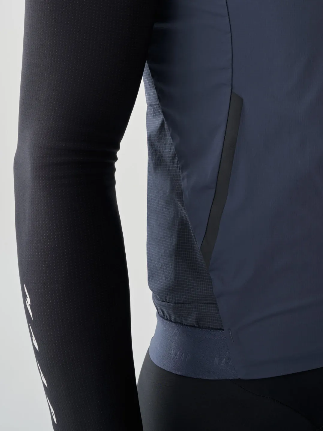MAAP Flow Vest - Midnight - Image 7
