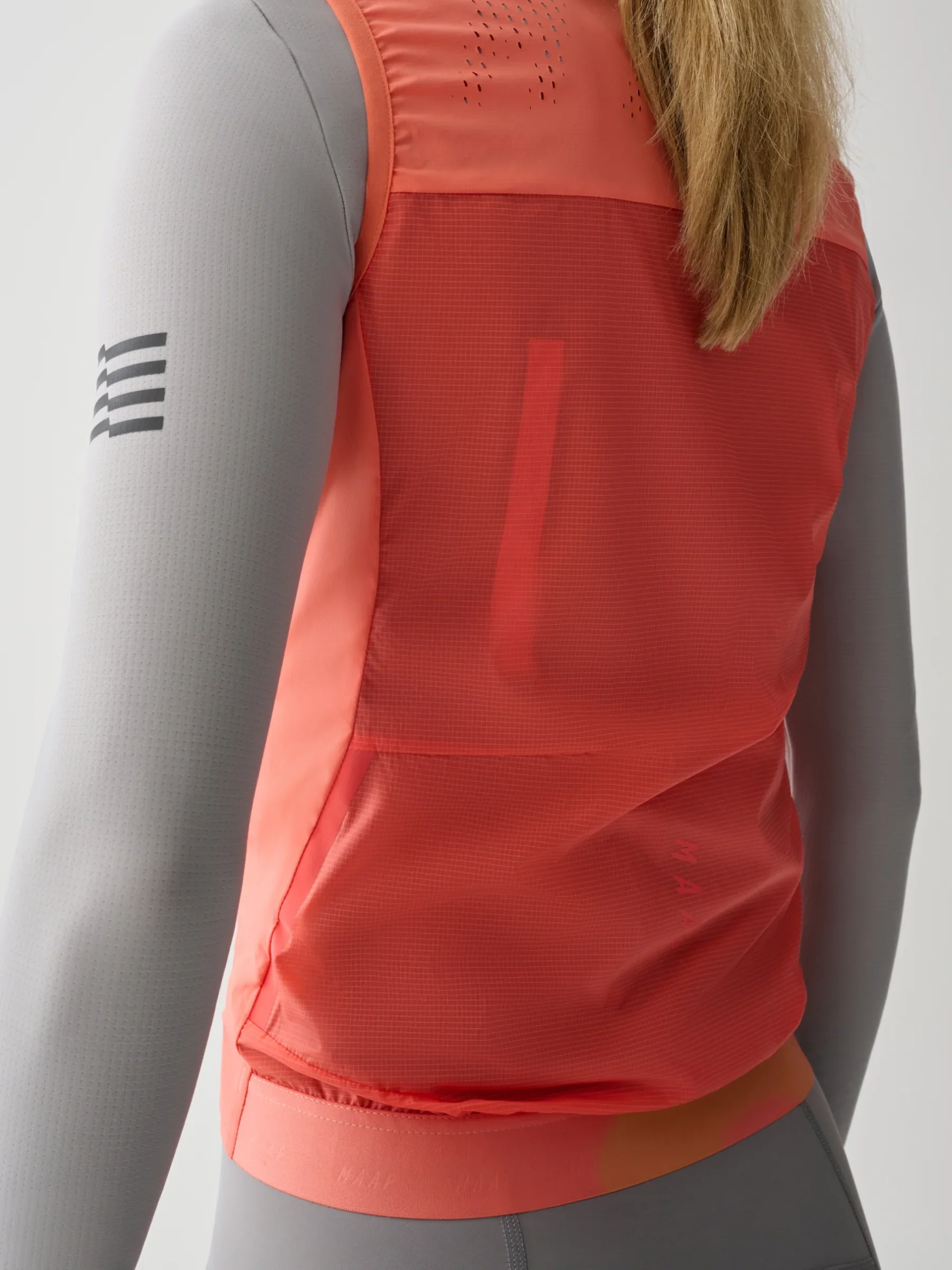 MAAP Flow Women Vest - Tangelo - Image 4