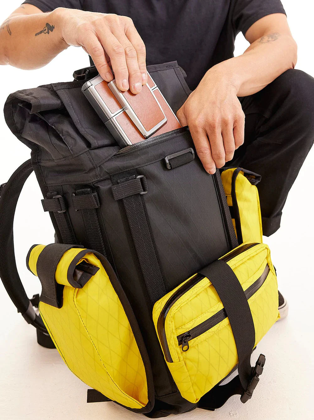 MISSION WORKSHOP Notch Bag - Yellow - Image 4