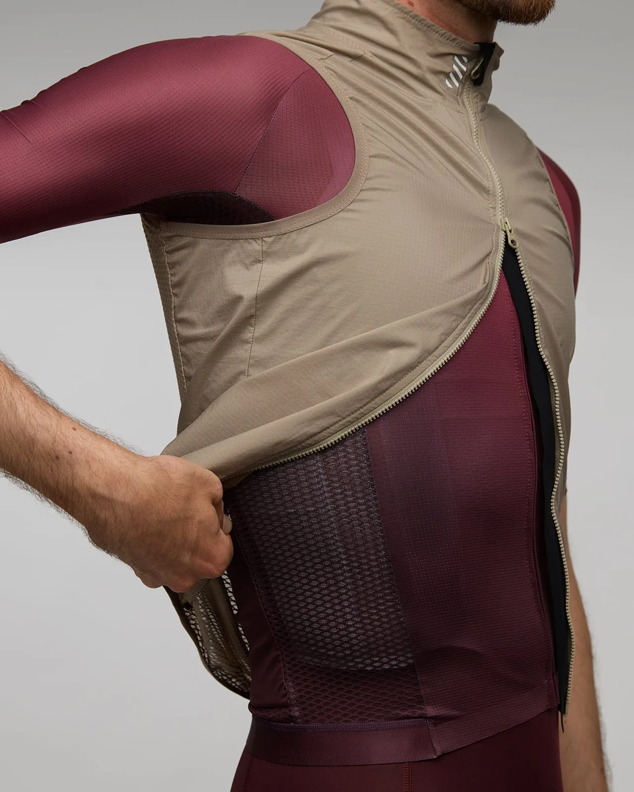 NDLSS Fast Light Gilet - Desert - Image 4