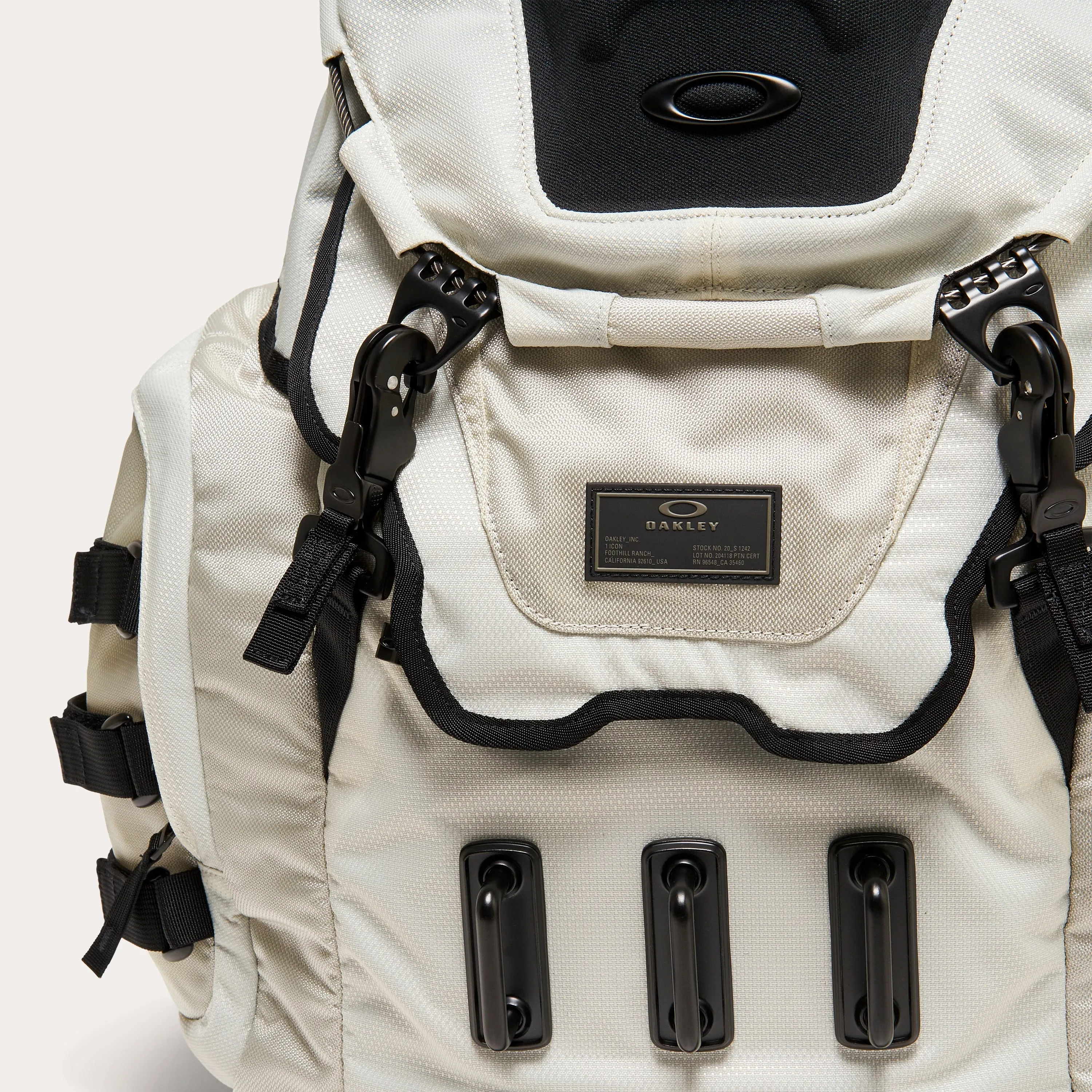 OAKLEY Kitchen Sink Backpack 34L - Mist - Image 4