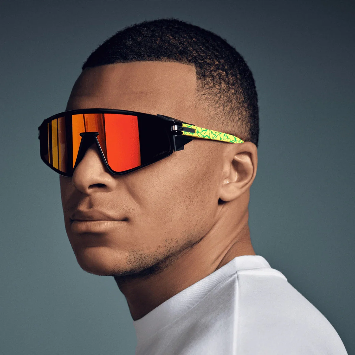 OAKLEY Latch Panel Eyewear Inner Spark - Black Ink Prizm Ruby - Image 6