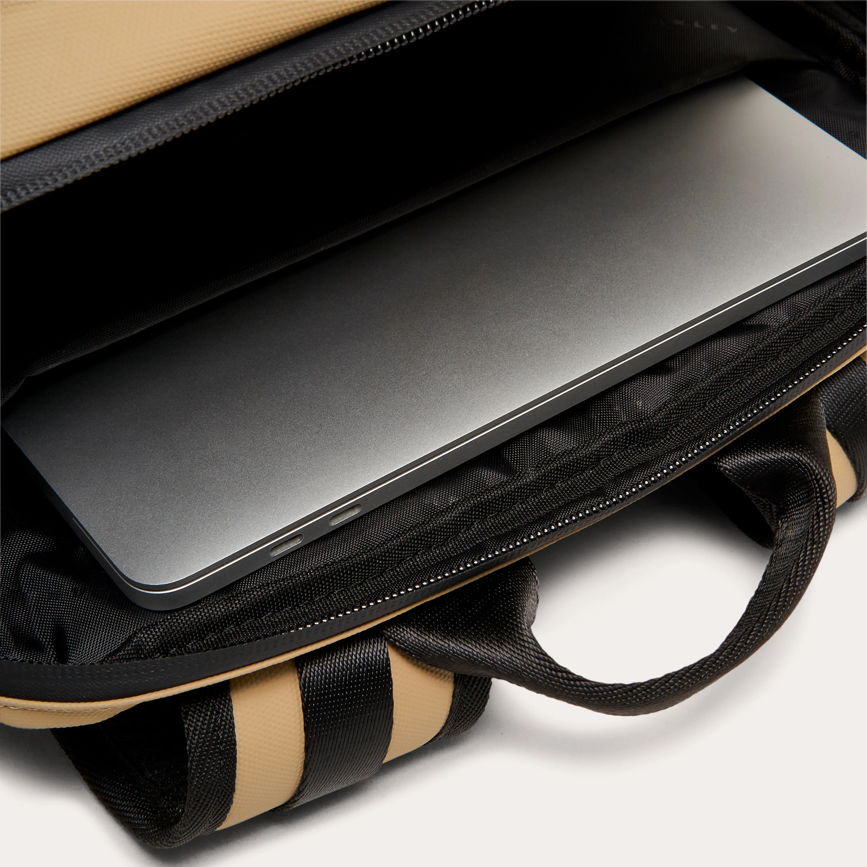 OAKLEY Rover Laptop Backpack - Pebble - Image 5