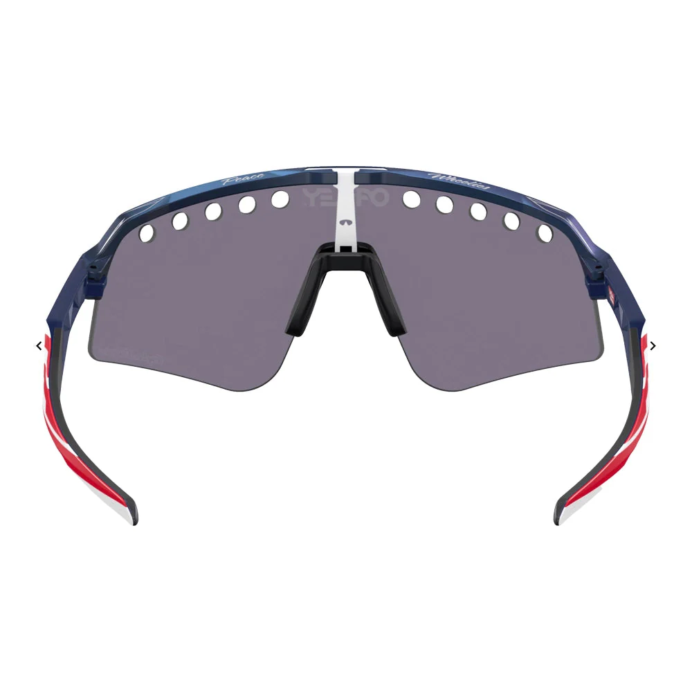 OAKLEY Sutro Lite Sweep Eyewear - TLD Blue Colorshift Prizm grey - Image 4