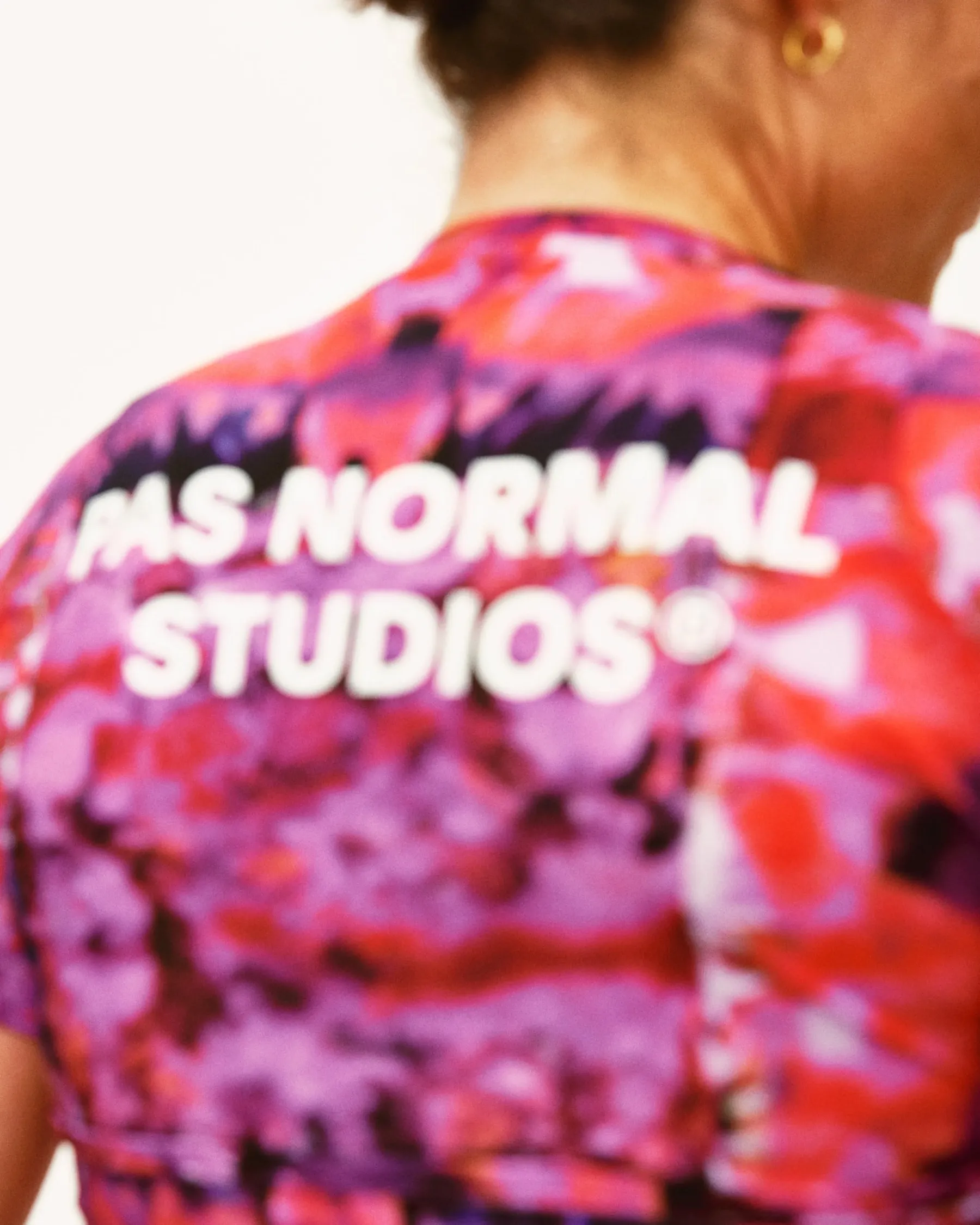 PAS NORMAL STUDIOS Essential Women Jersey - Kaleidoscope Pink - Image 10