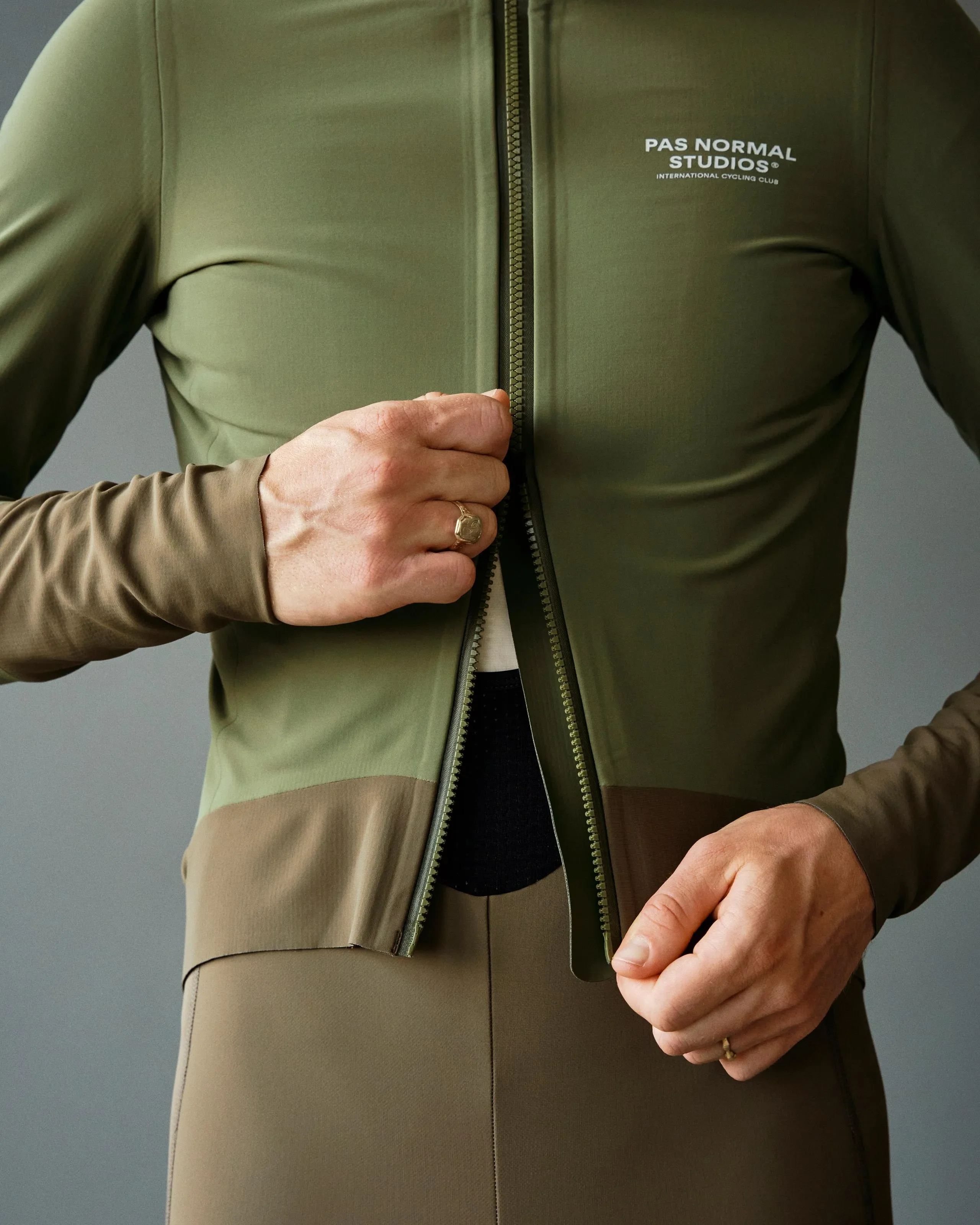 PAS NORMAL STUDIOS Mechanism Thermal Jacket - Army Green/Dark Stone - Image 3
