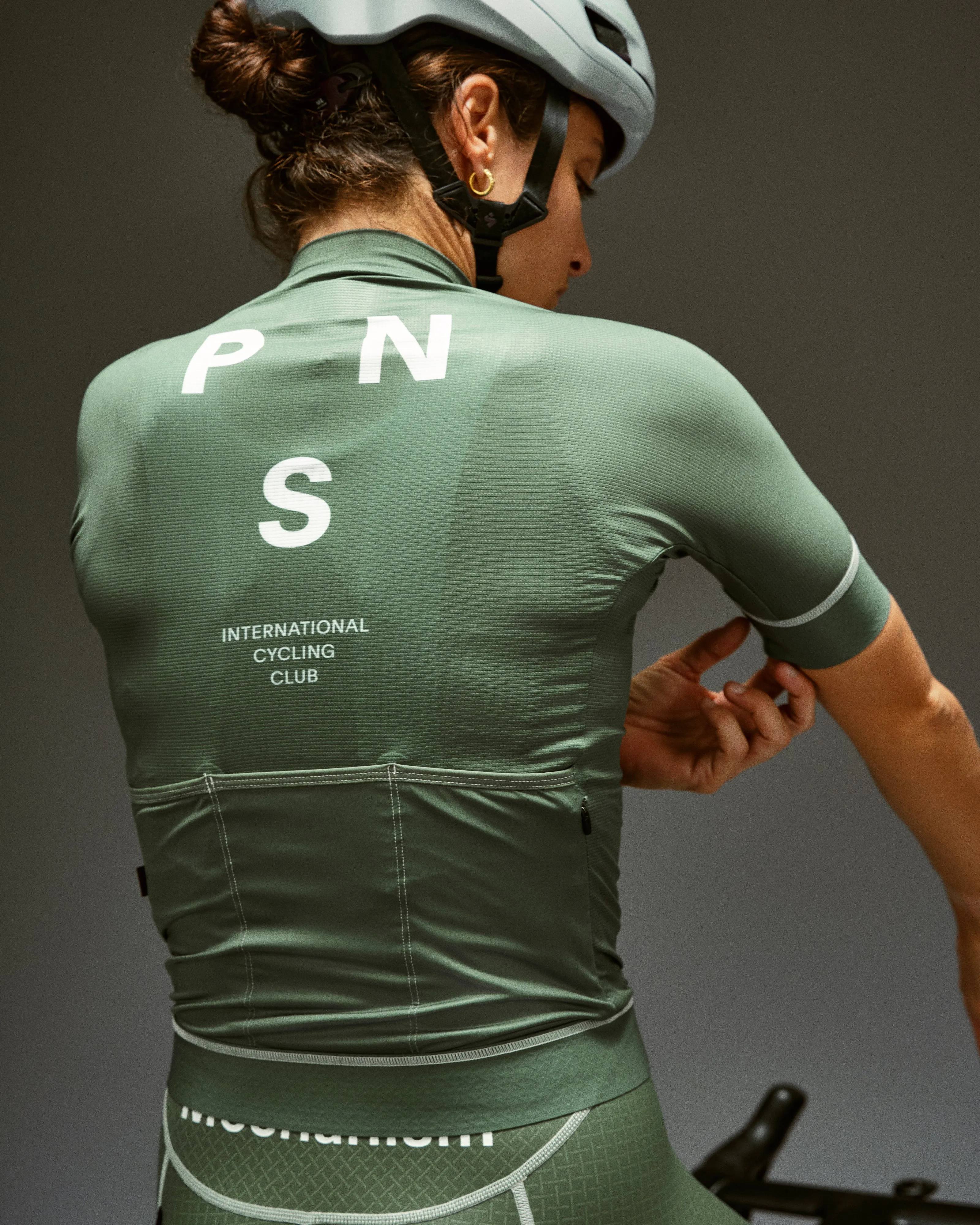 PAS NORMAL STUDIOS Mechanism Women Jersey - Khaki Green - Image 9