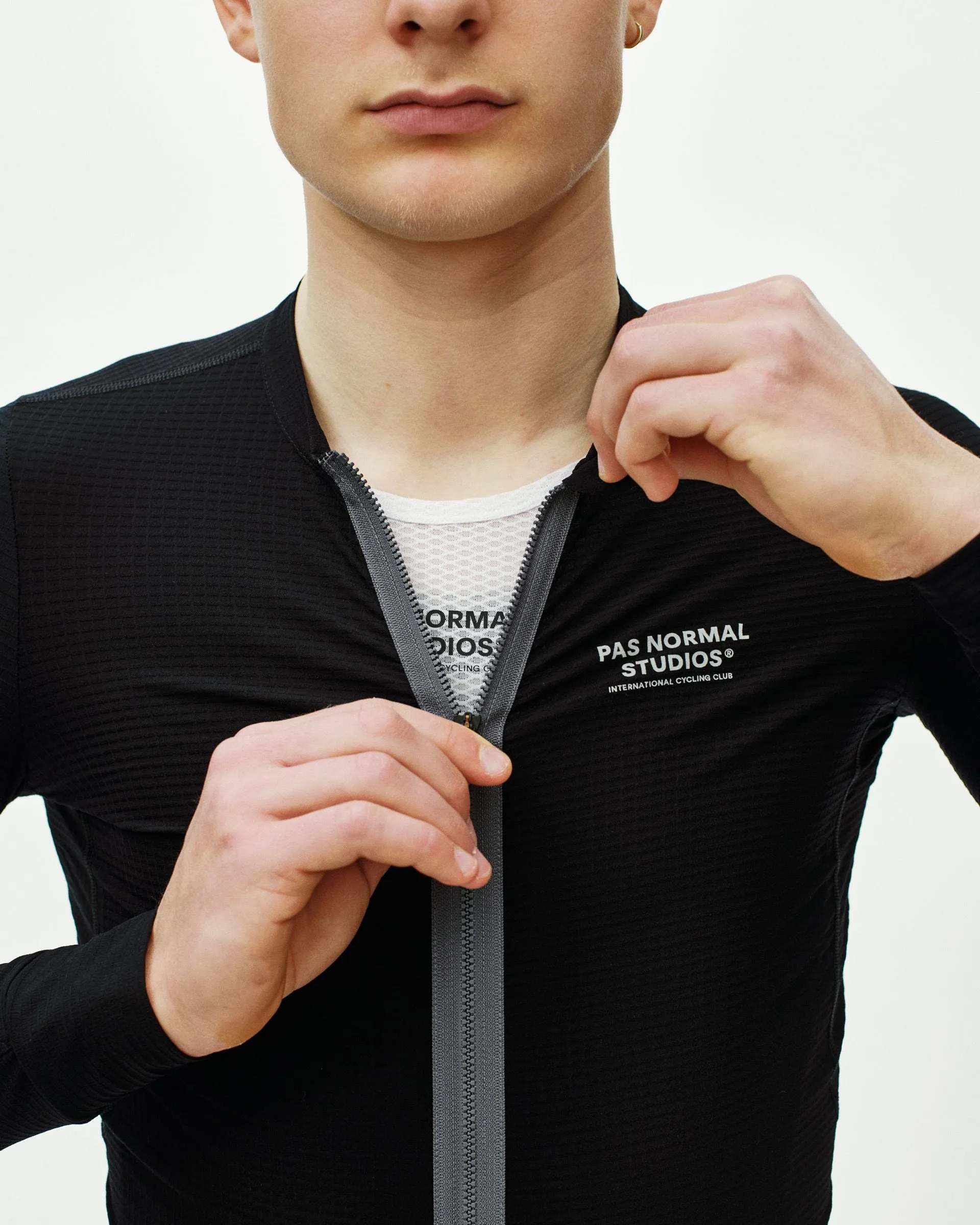 PAS NORMAL STUDIOS Men's Escapism Long Sleeve Jersey - Black - Image 9