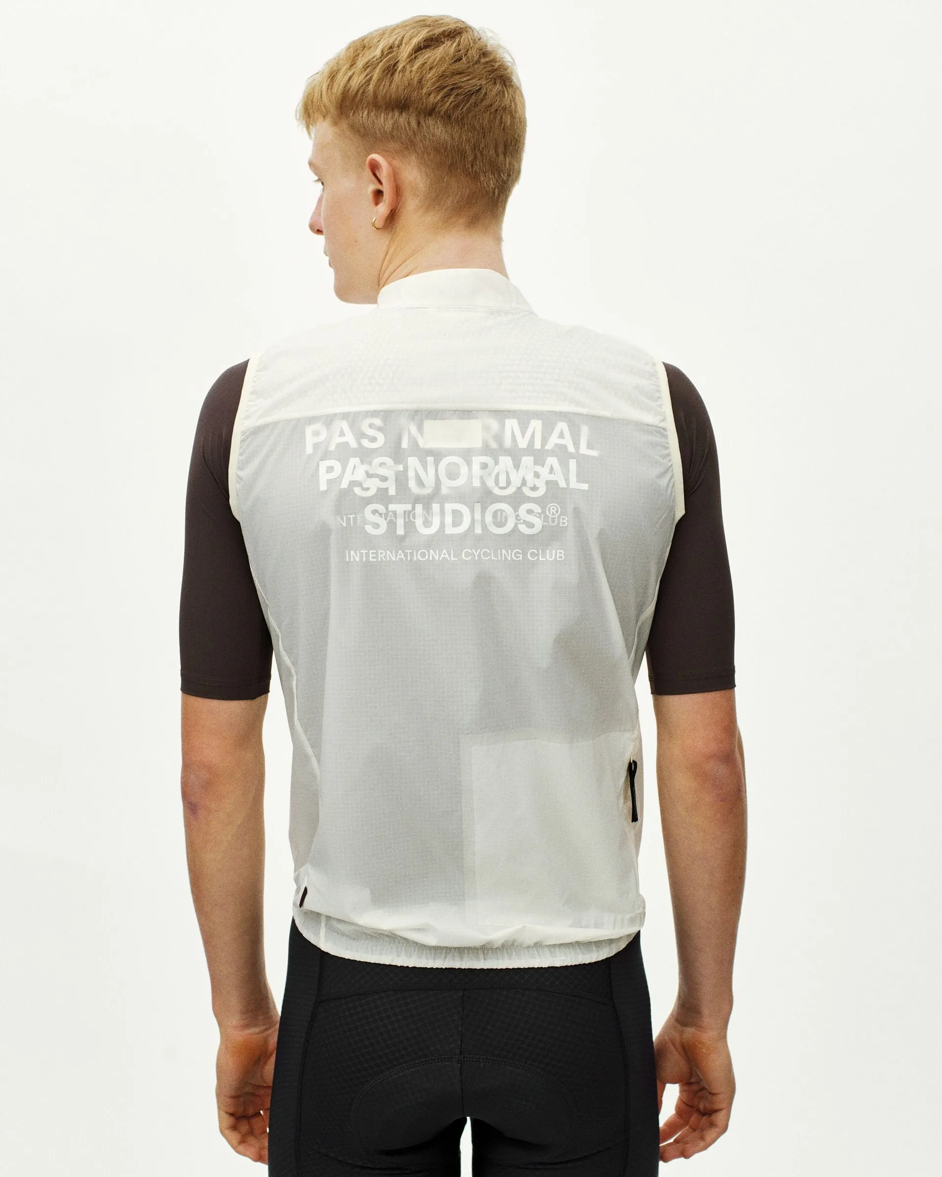 PAS NORMAL STUDIOS Men's Essential Insulated Gilet - Off White - Image 4