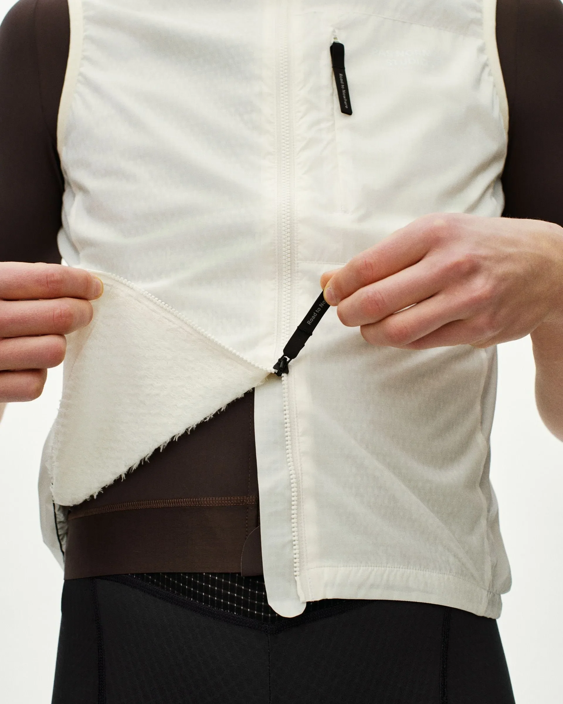 PAS NORMAL STUDIOS Men's Essential Insulated Gilet - Off White - Image 6