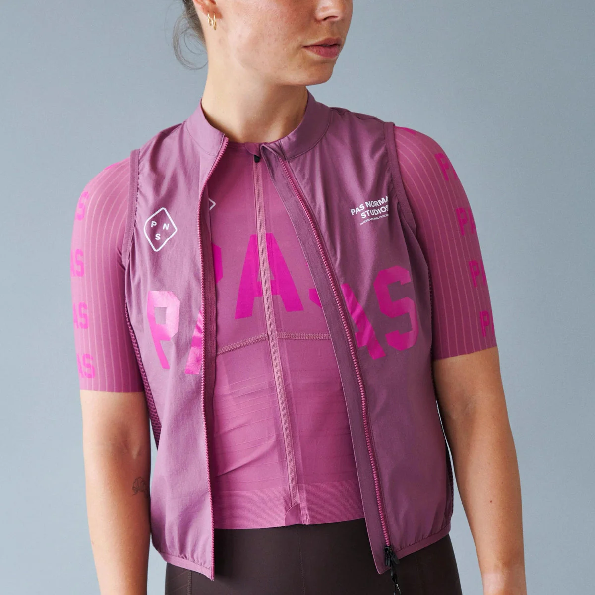 PAS NORMAL STUDIOS PAS Mechanism Stow Away Women Gilet SS24 - Mauve - Image 6