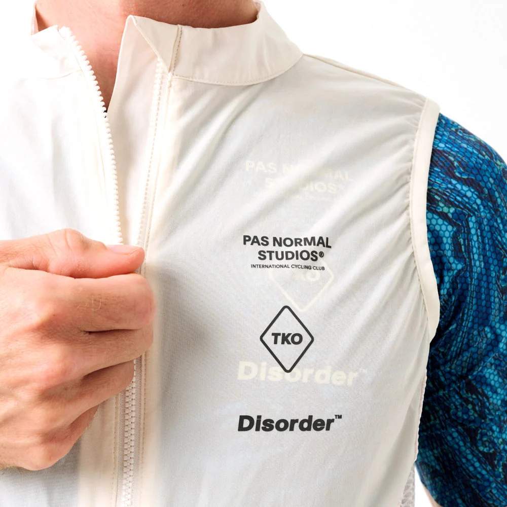 PAS NORMAL STUDIOS TKO Disorder Mechanism Stow Away Gilet 2023 - Off White - Image 4