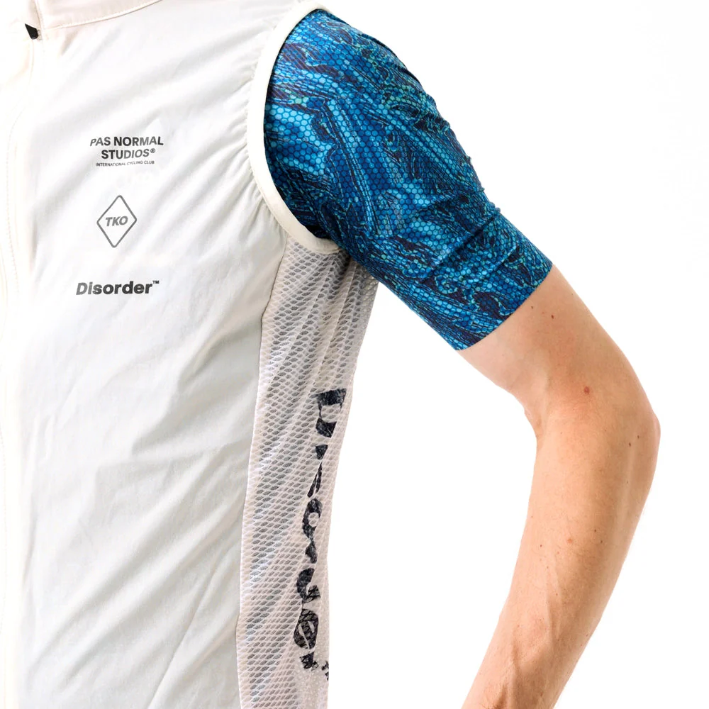 PAS NORMAL STUDIOS TKO Disorder Mechanism Stow Away Gilet 2023 - Off White - Image 5