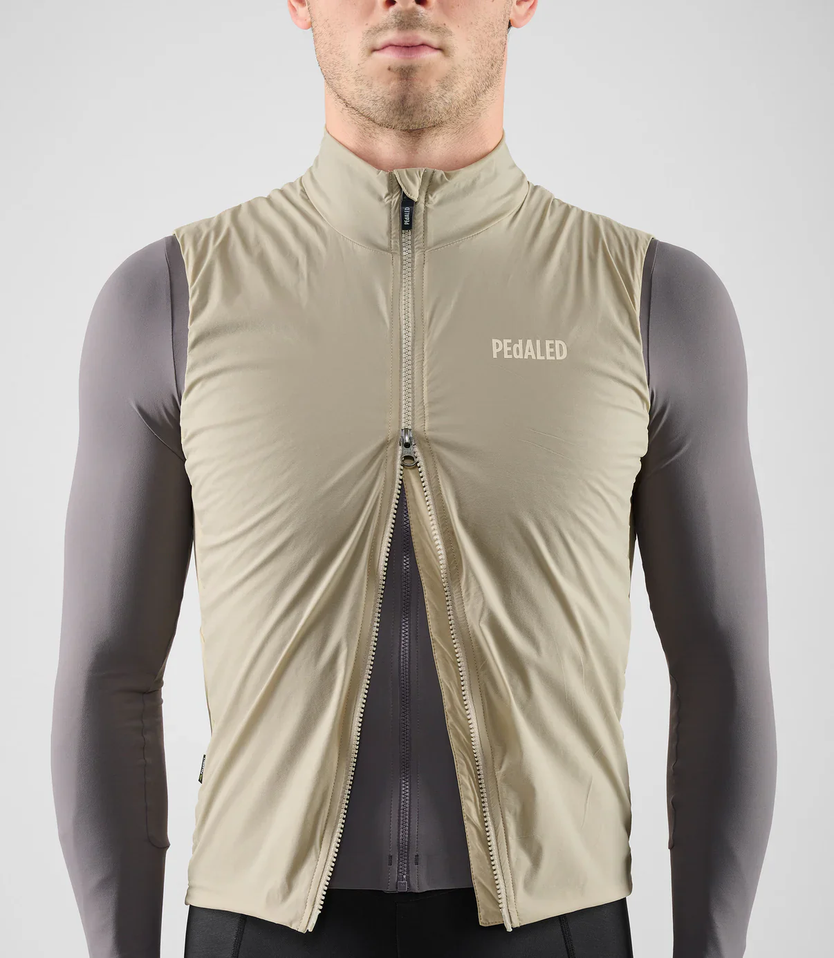 PEDALED Element Alpha Vest - Light Grey - Image 6