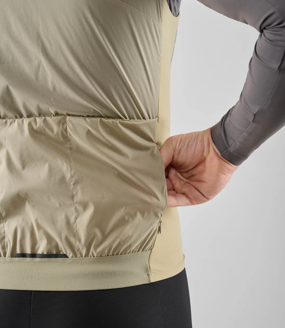 PEDALED Element Alpha Vest - Light Grey - Image 7
