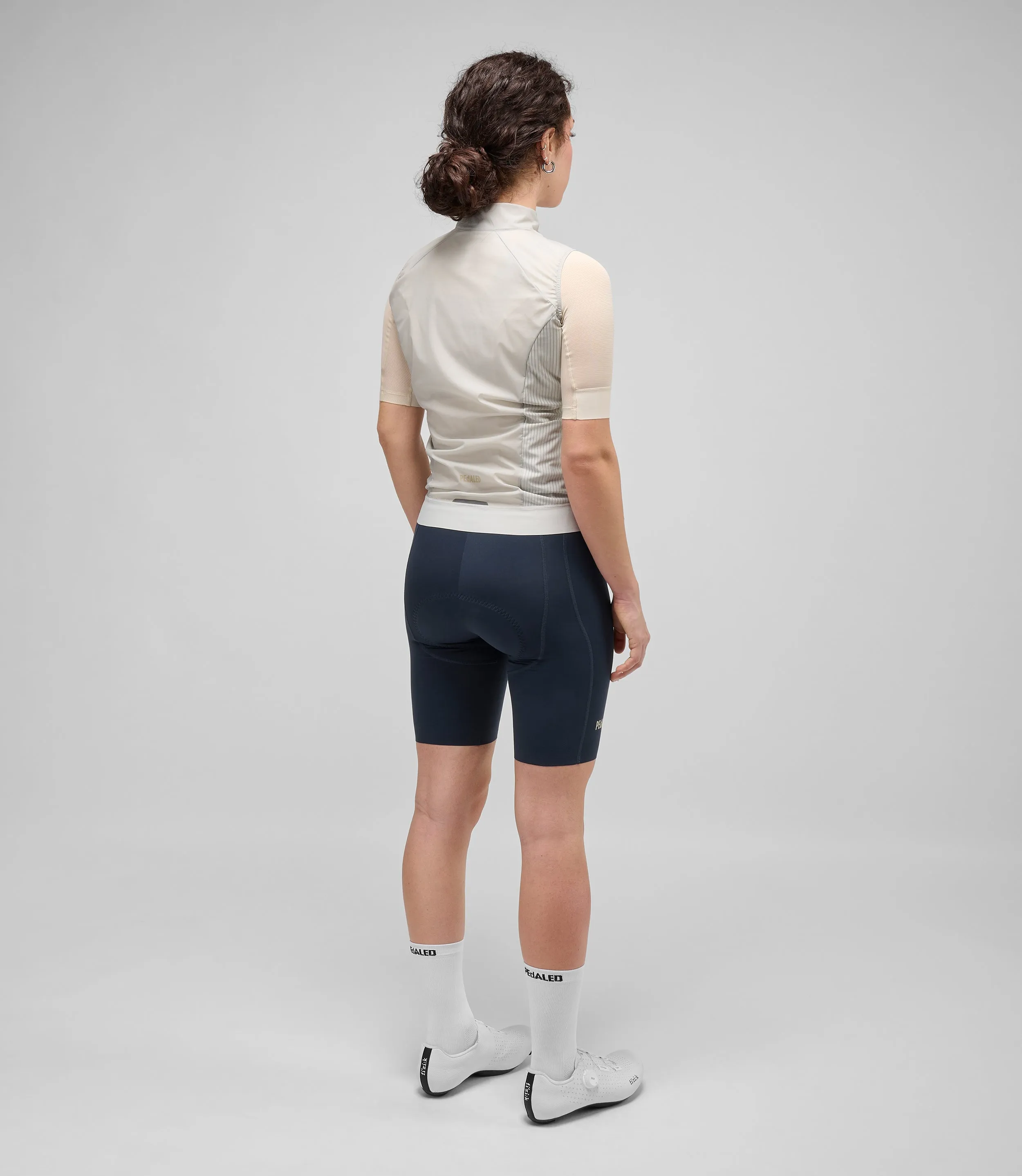 PEDALED Element Lightweight Windproof Women Vest - Grey - Image 10