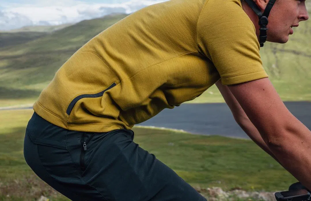 PEDALED Jary Merino Jersey - Mustard - Image 7