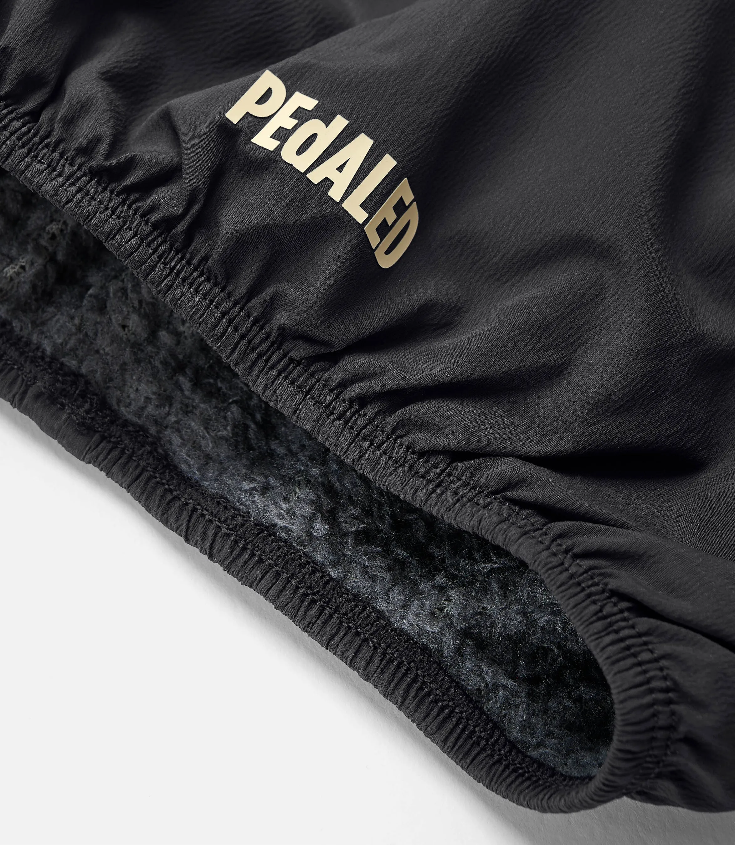 PEDALED Oddysey Alpha Neck Warmer - Black - Image 3