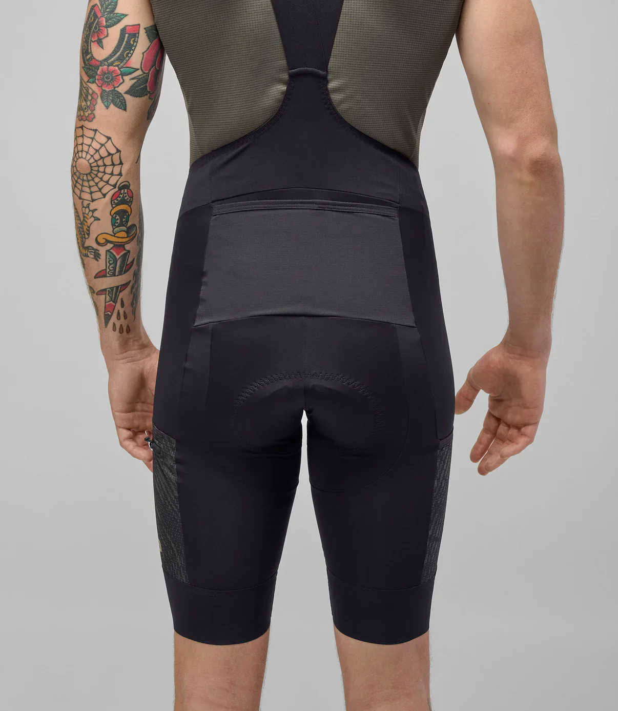 PEDALED Odyssey Bib Shorts - Black - Image 4