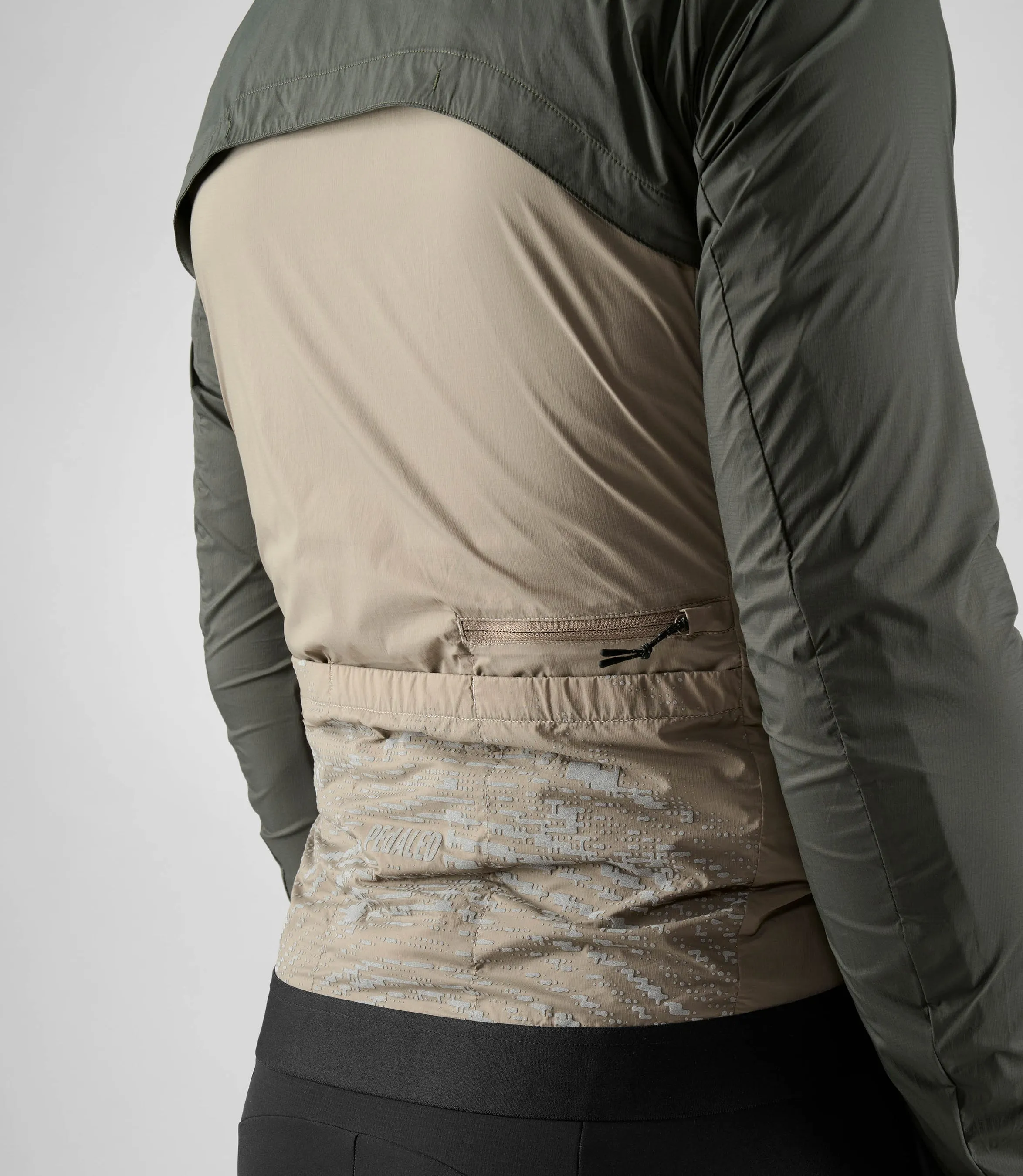 PEDALED Odyssey Detachable Sleeve Jacket - Grey - Image 7