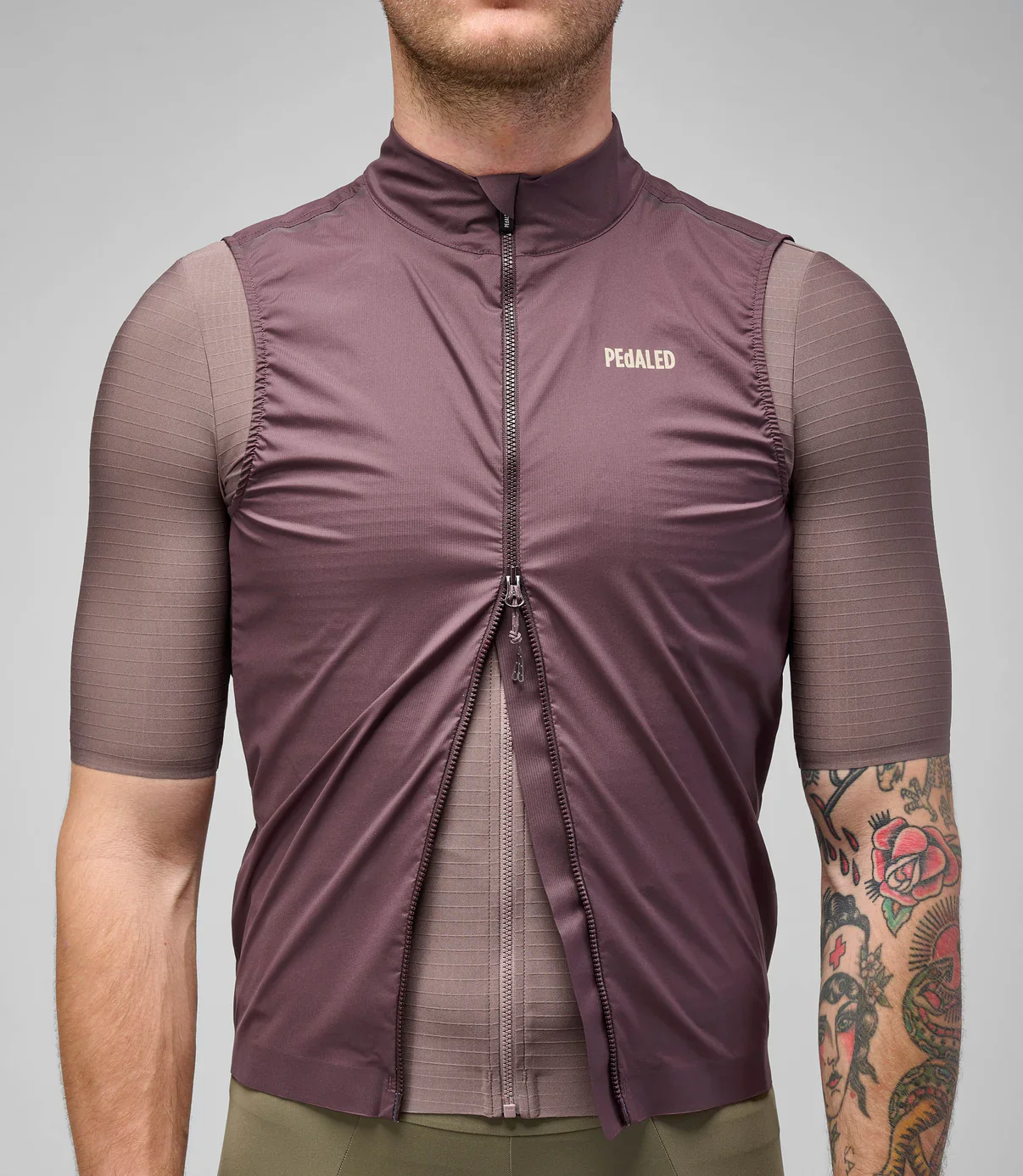 PEDALED Odyssey High Visibility Vest - Burgundy - Image 5