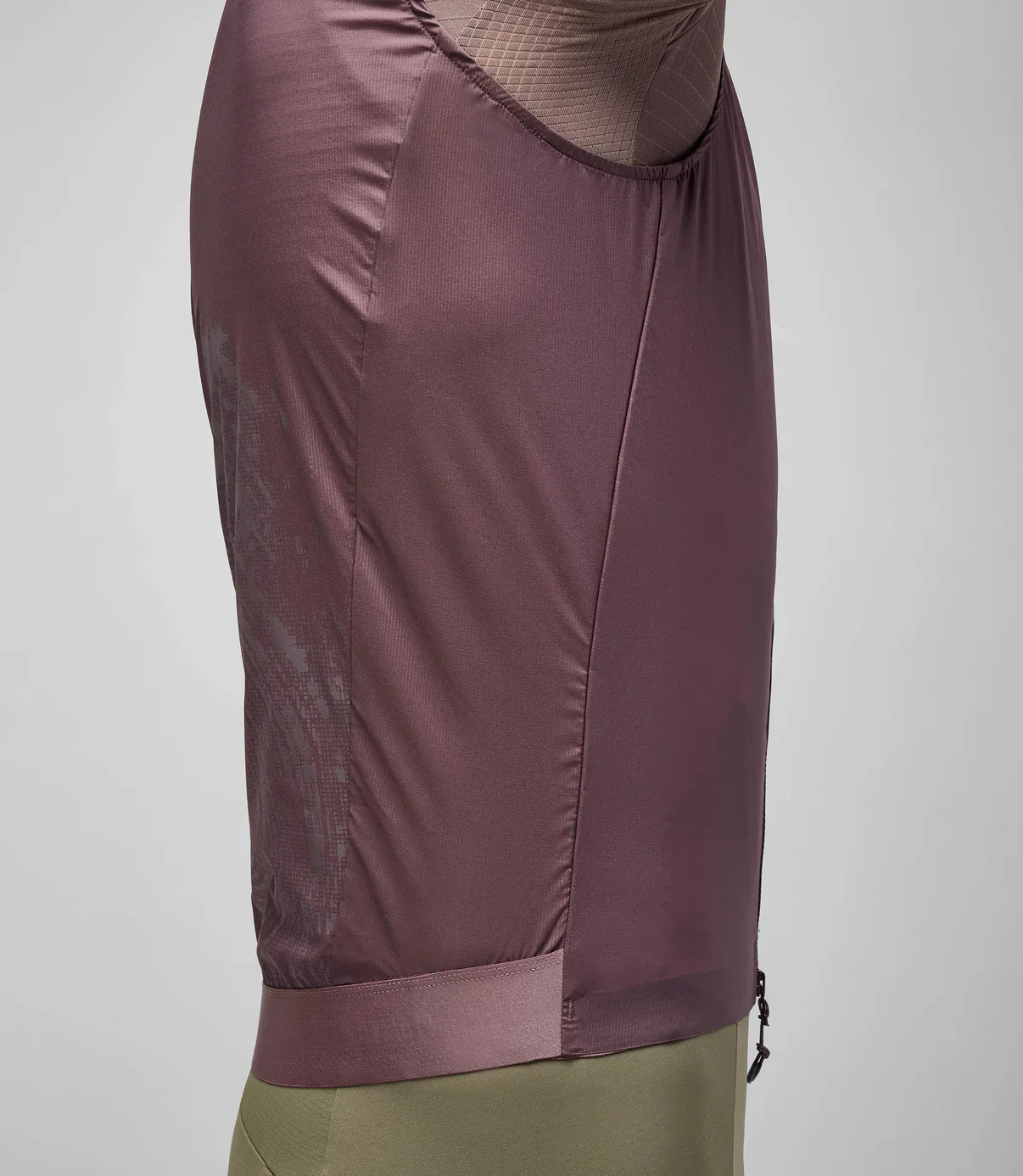 PEDALED Odyssey High Visibility Vest - Burgundy - Image 7