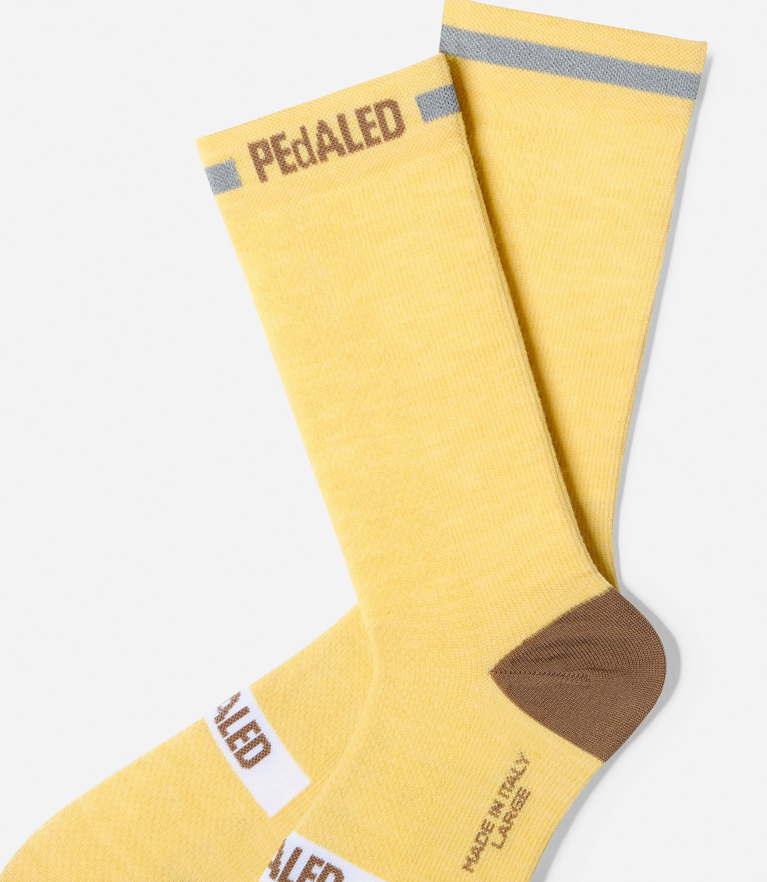 PEDALED Odyssey Merino Reflective Socks - Yellow - Image 2