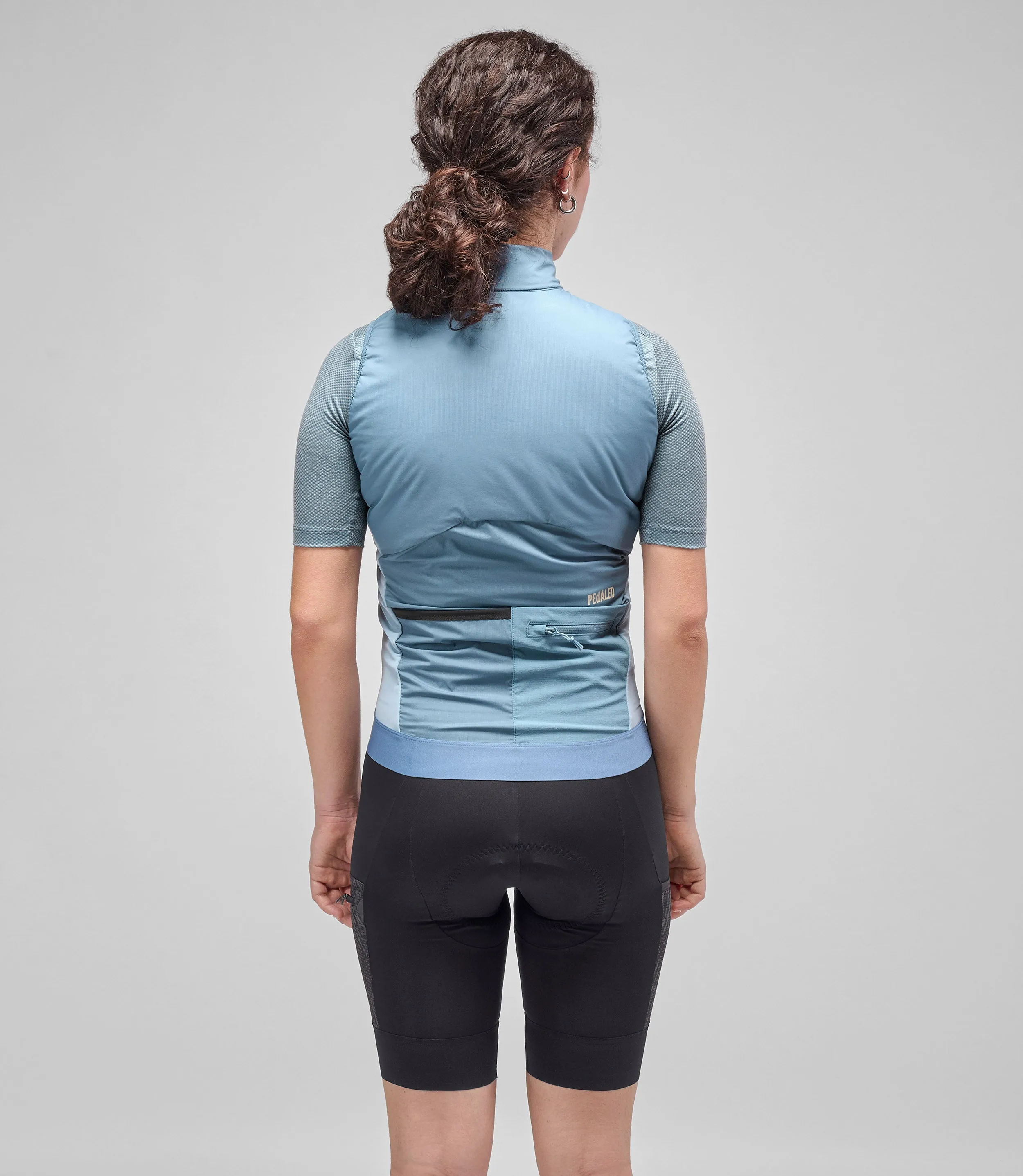 PEDALED Odyssey Insulated Women Vest - Blue - Image 3
