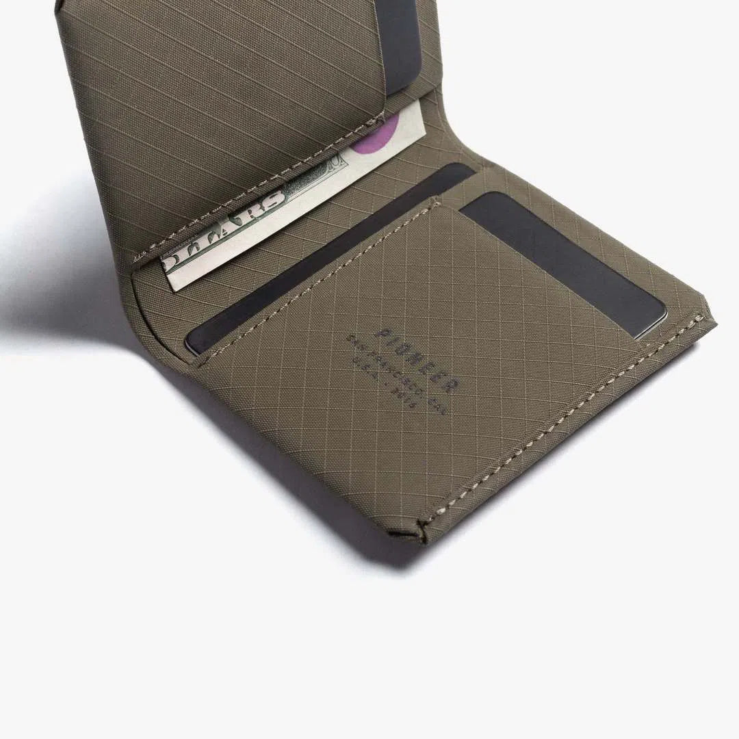 PIONEER Matter Bifold Wallet - Earth - Image 3
