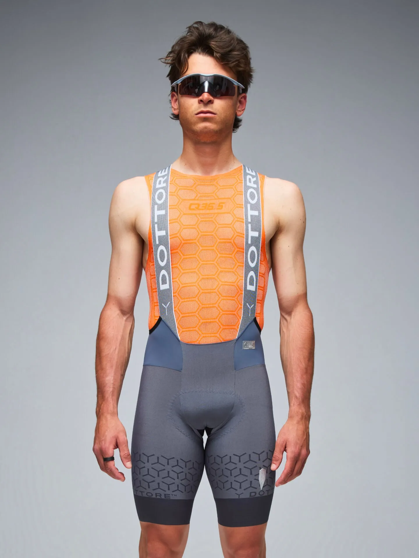 Q36.5 Dottore PRO Bib Shorts - Tarmac - Image 3
