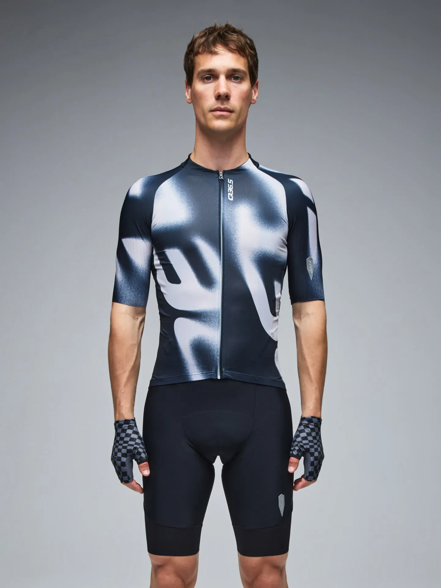 Q36.5 Gregarius Pro Big Logo Jersey - Black - Image 2