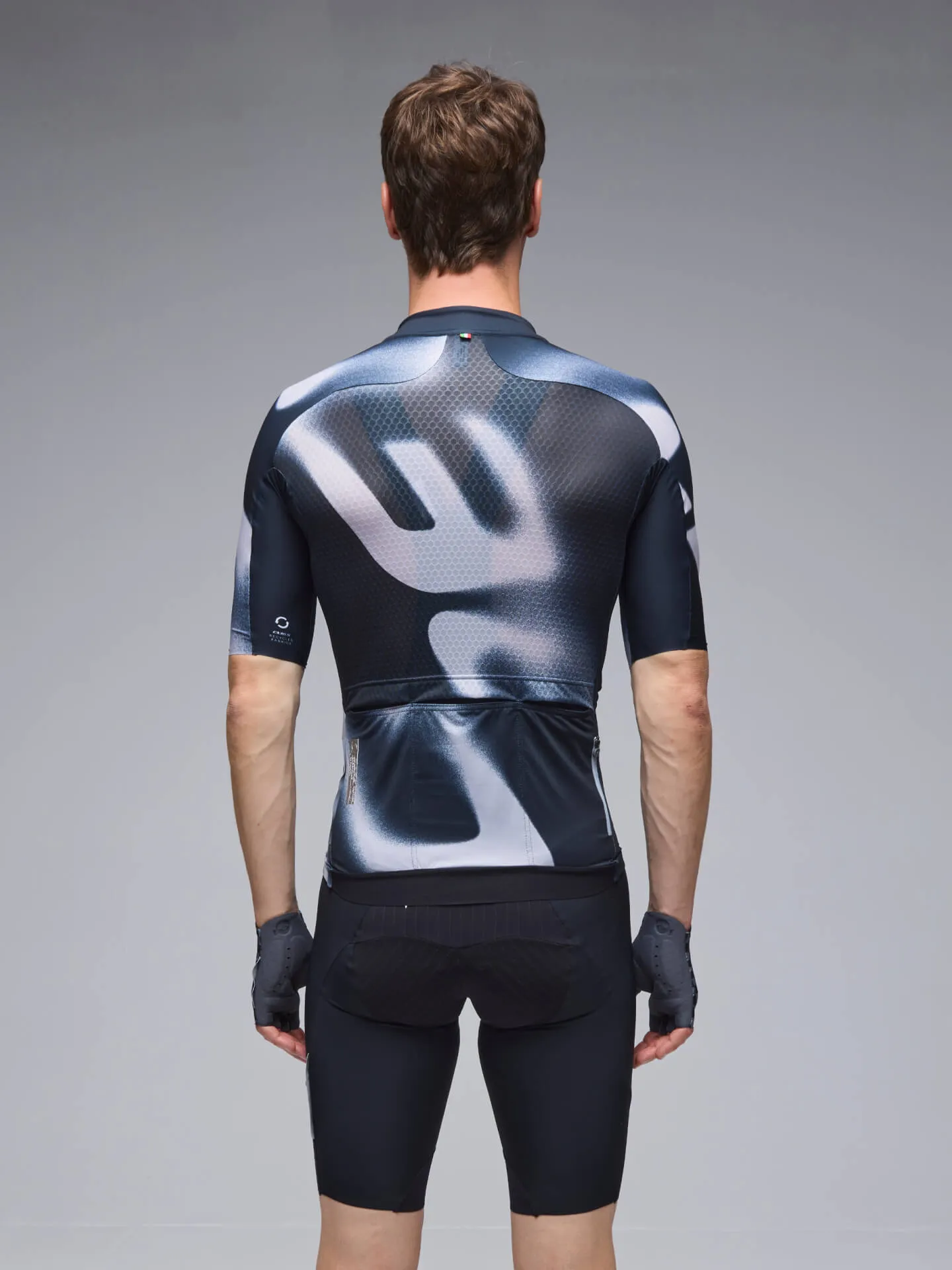 Q36.5 Gregarius Pro Big Logo Jersey - Black - Image 4