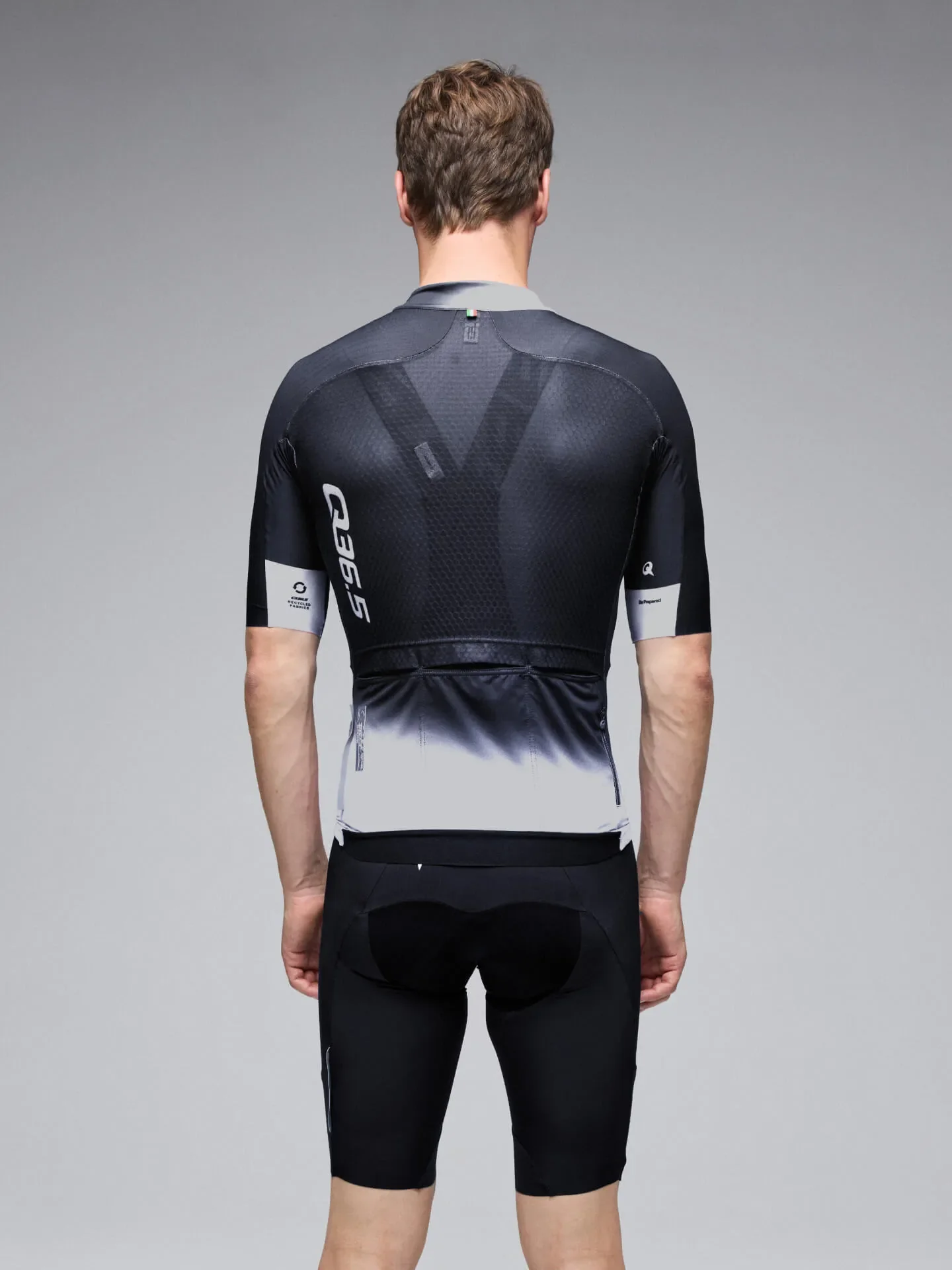 Q36.5 Gregarius Pro Collar Fade Jersey - Black - Image 4